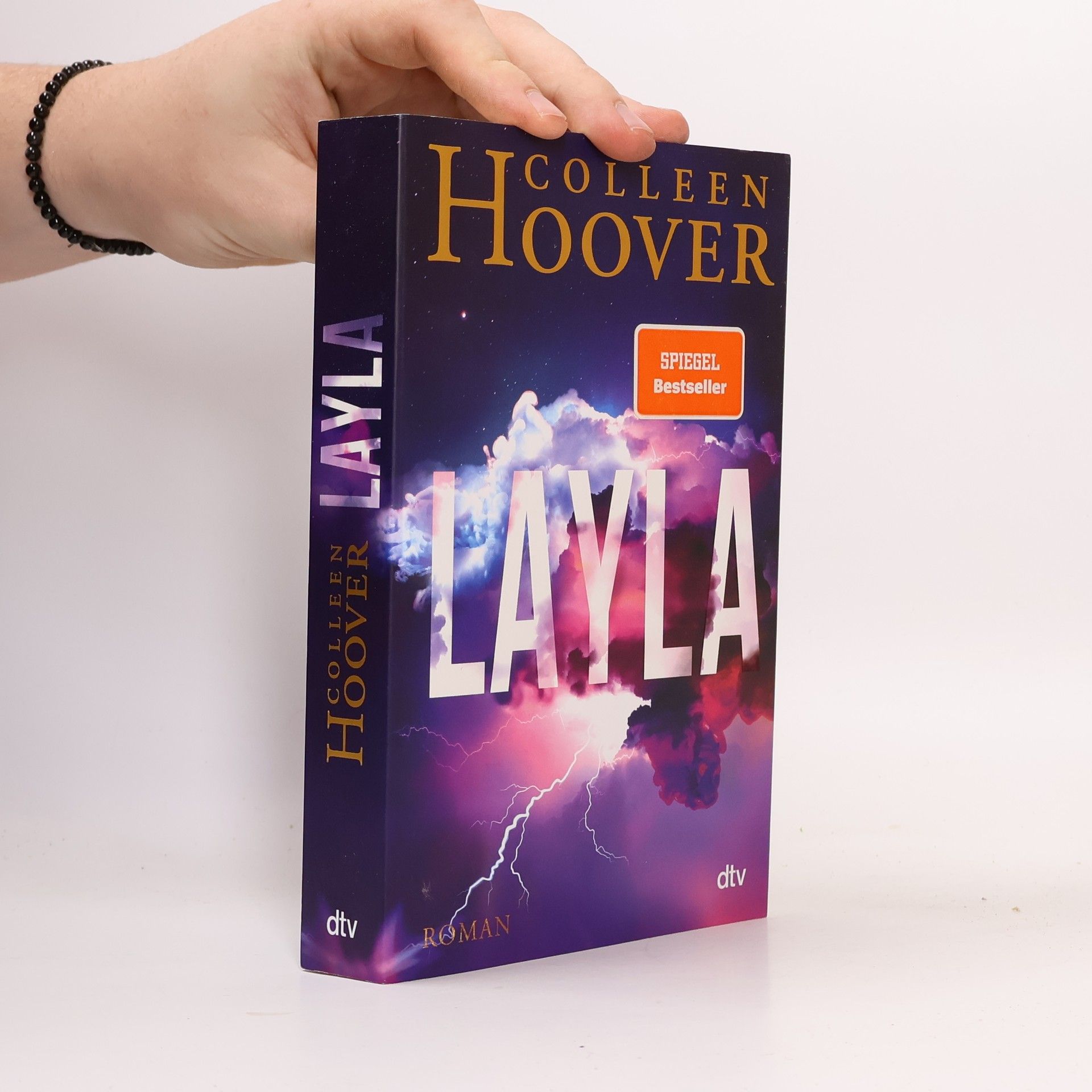 Colleen Hoover Layla