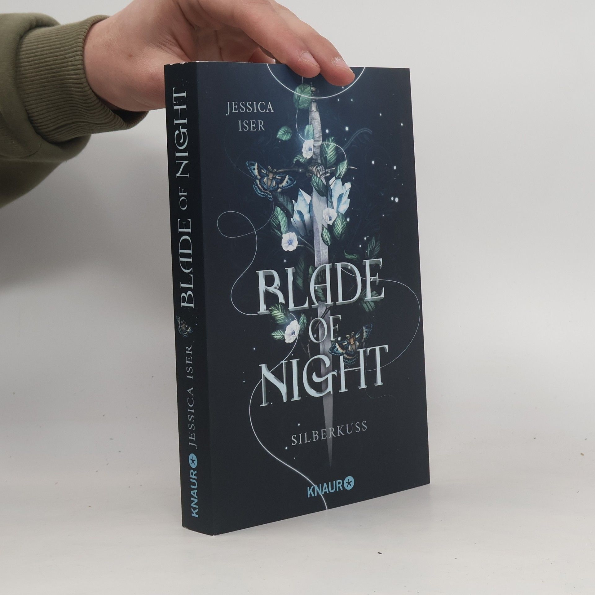 Jessica Iser Blade of Night. Silberkuss