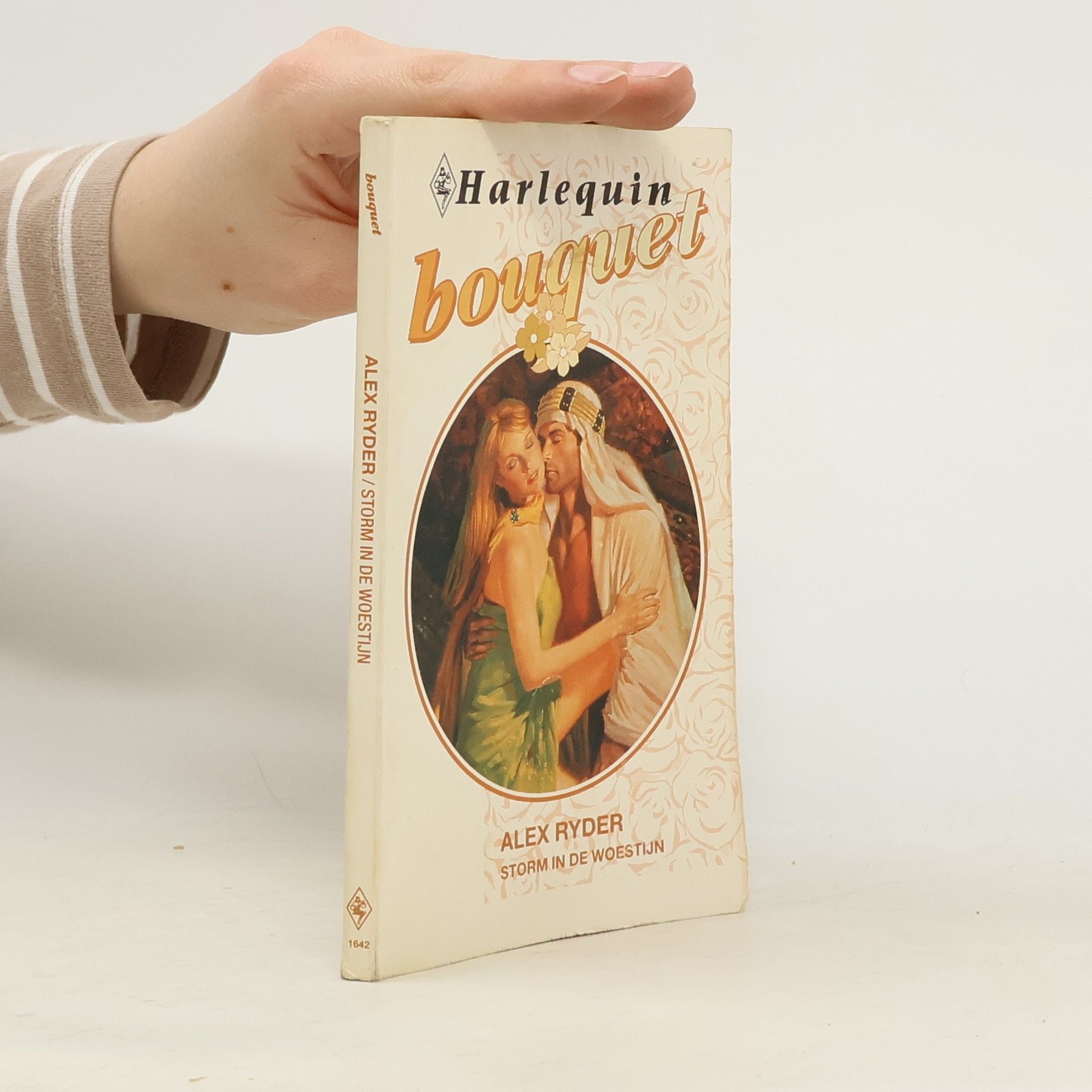 Alex Ryderr Harlequin bouquet - 1642: Storm in de woestijn