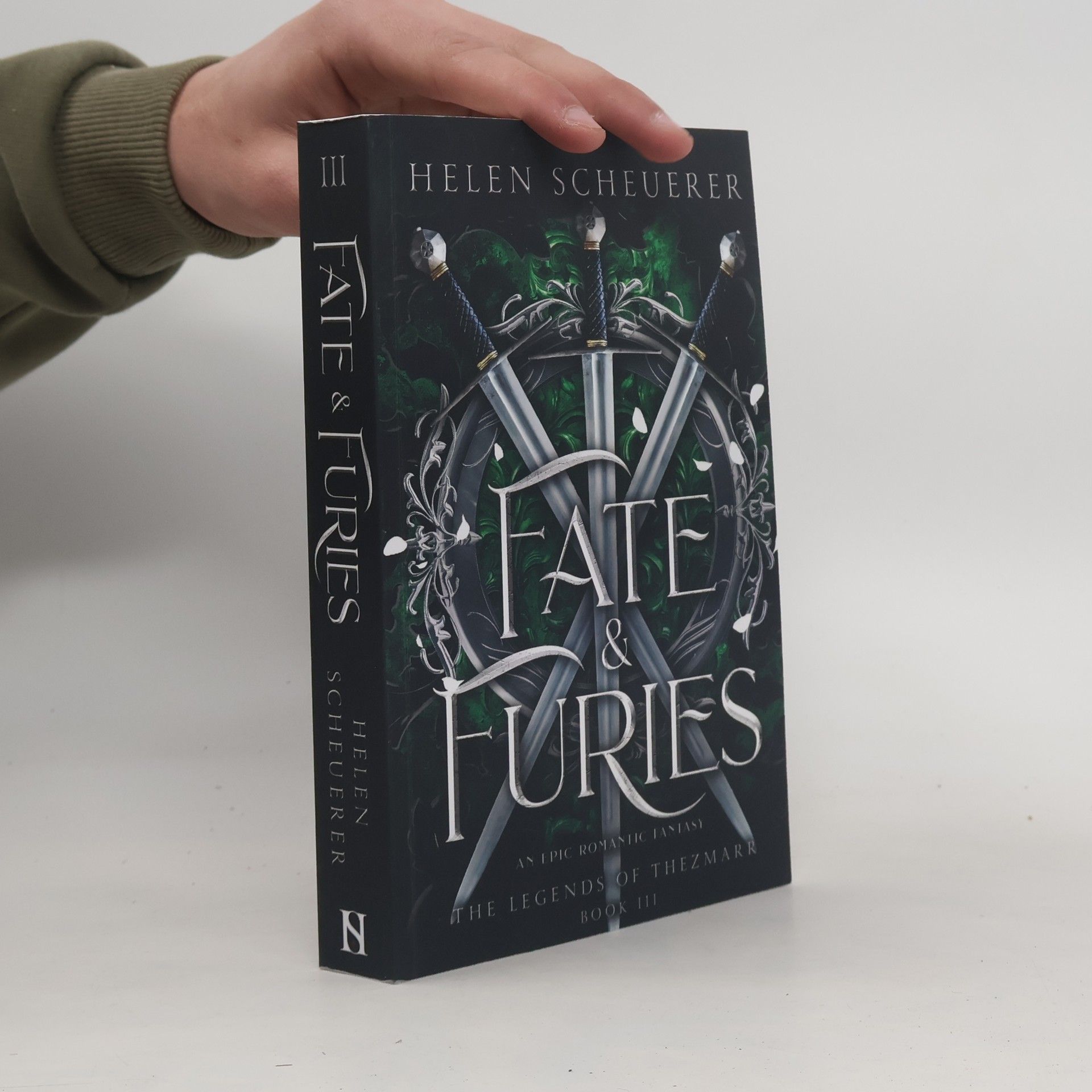 Helen Scheuerer The Legends of Thezmarr - 3: Fate & Furies