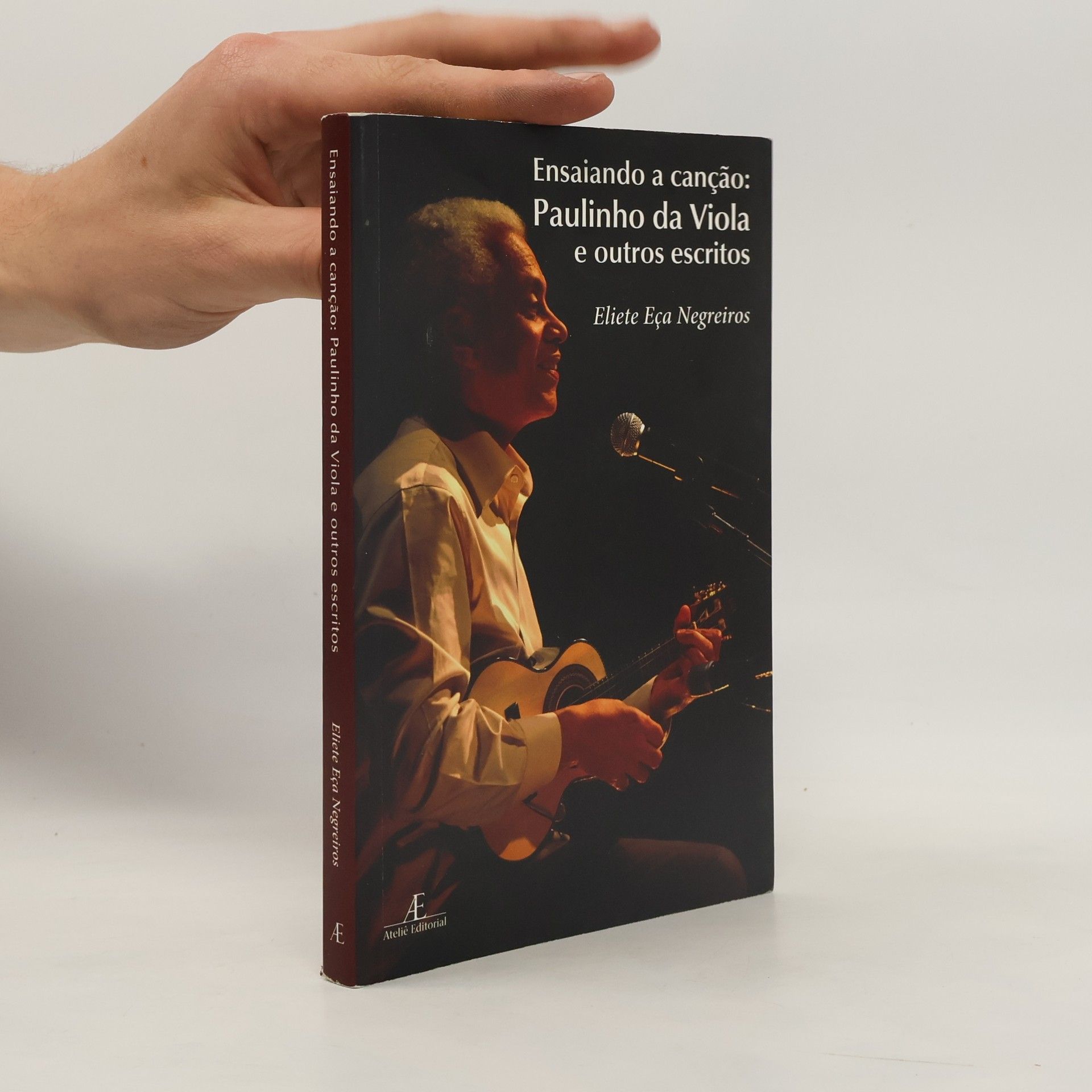 Eliete Eça Negreiros Ensaiando a canção