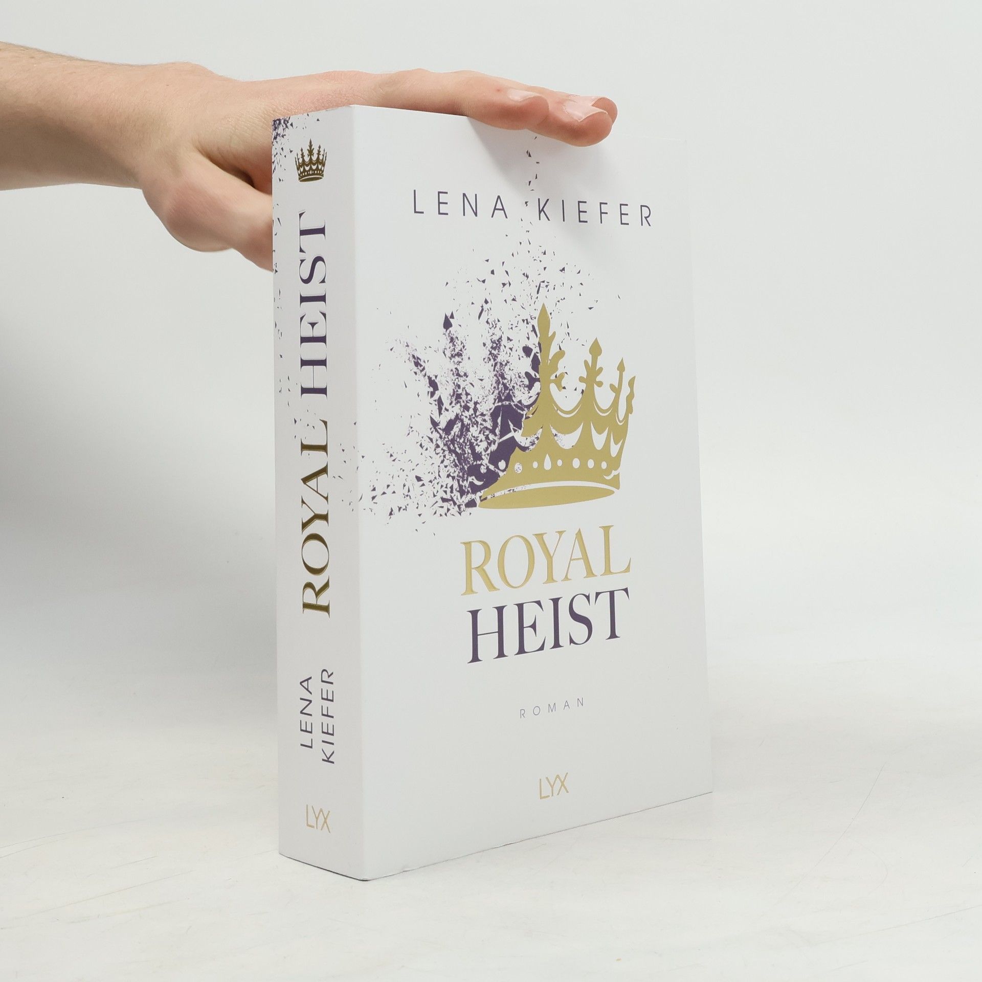Lena Kiefer Royal Heist