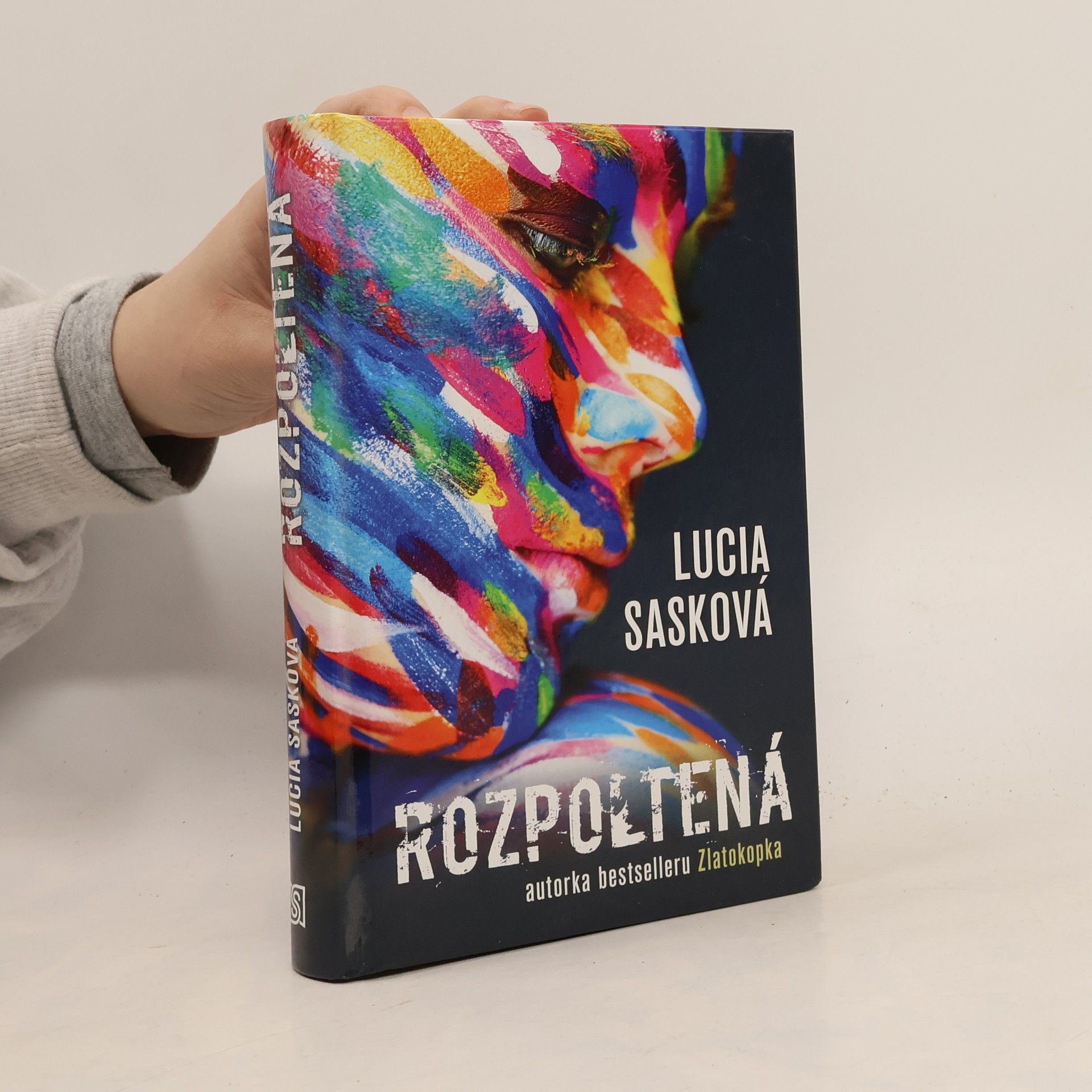Lucia Sasková Rozpoltená