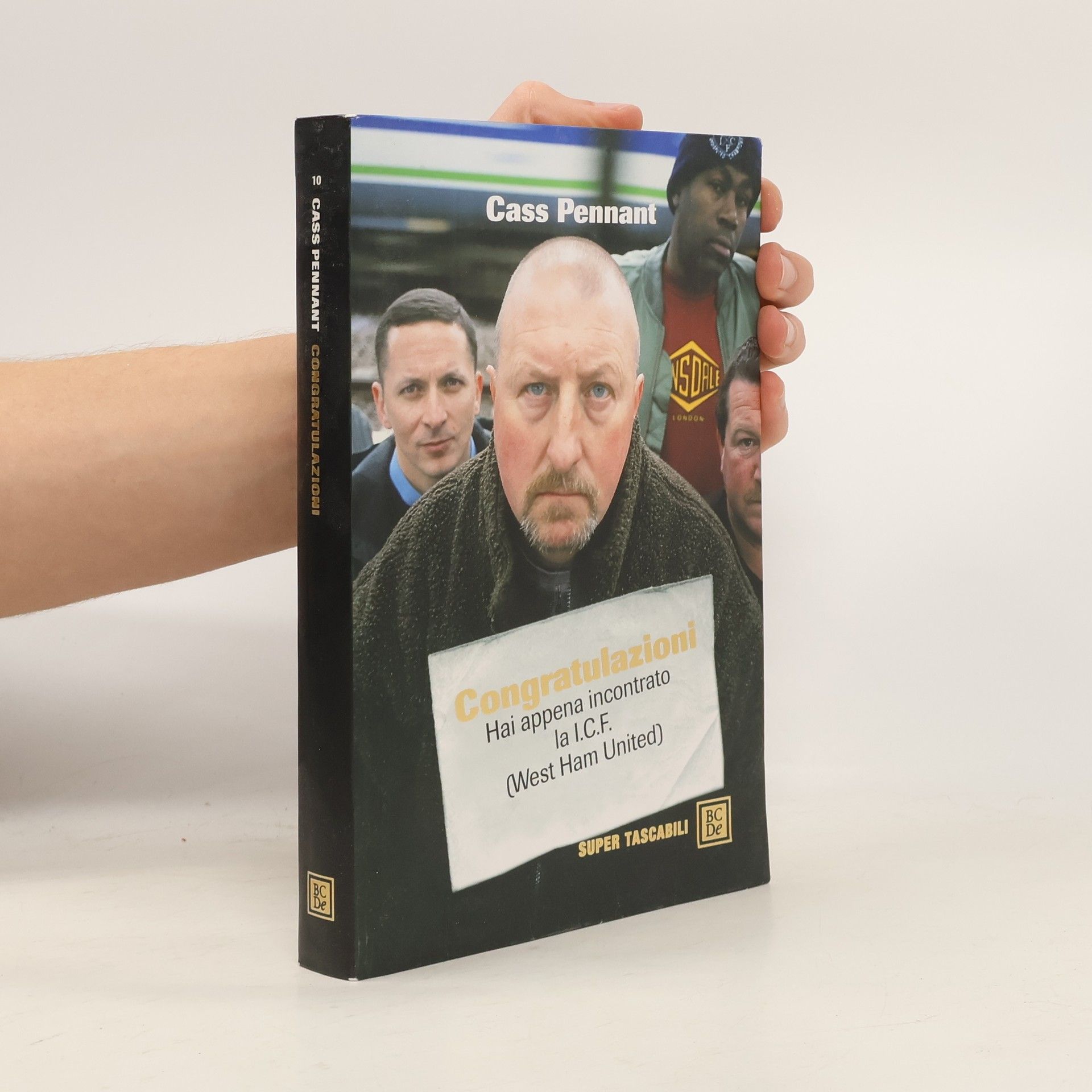 Cass Pennant Super Tascabili - 10: Congratulazioni