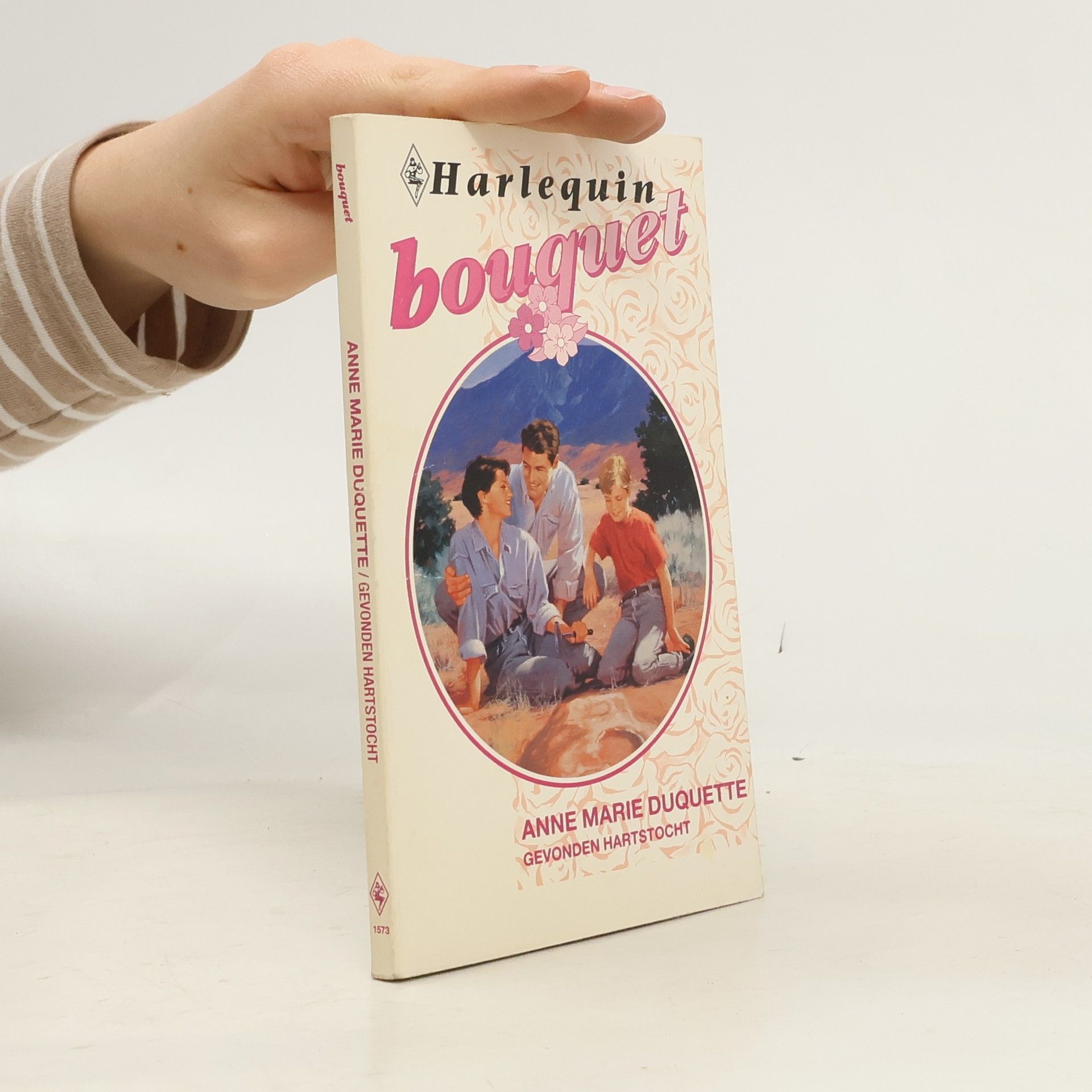 Anne Marie Duquette Harlequin bouquet