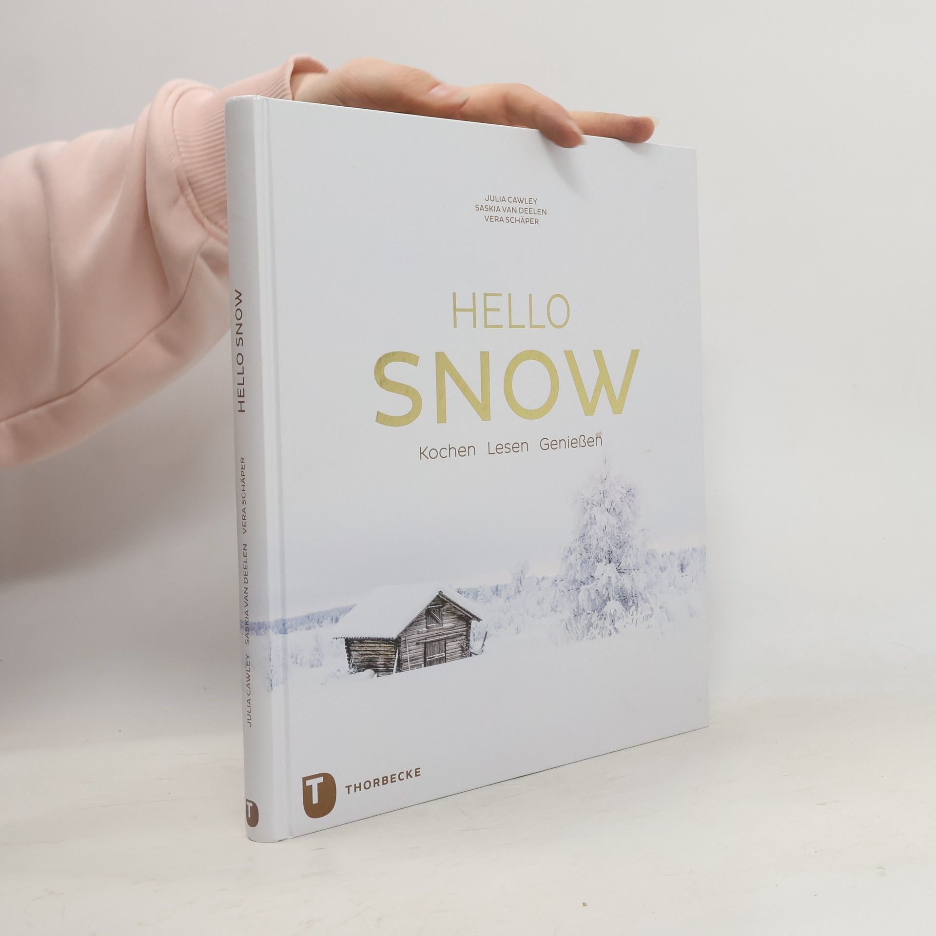 Julia Cawley Hello snow