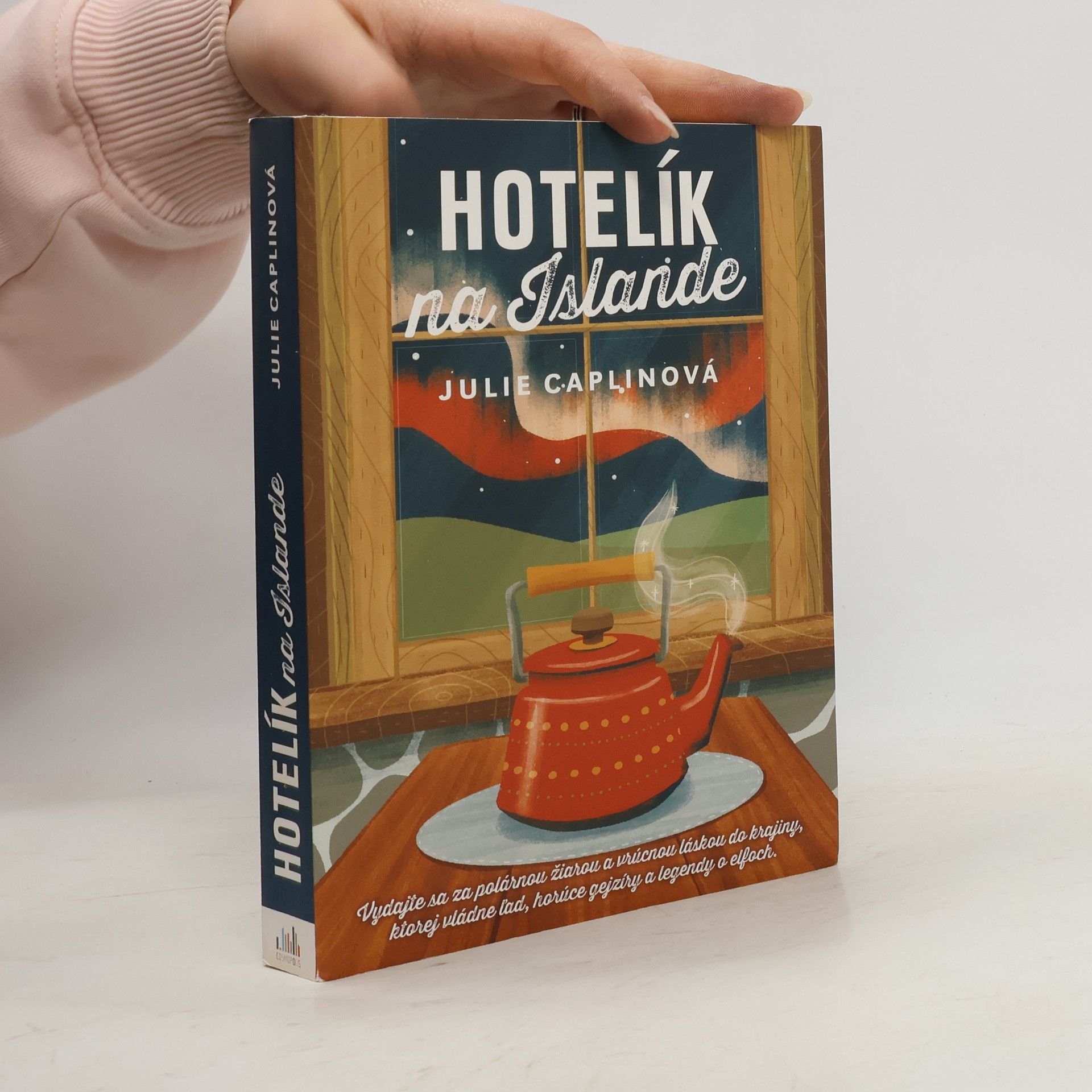 Julie Caplin Hotelík na Islande