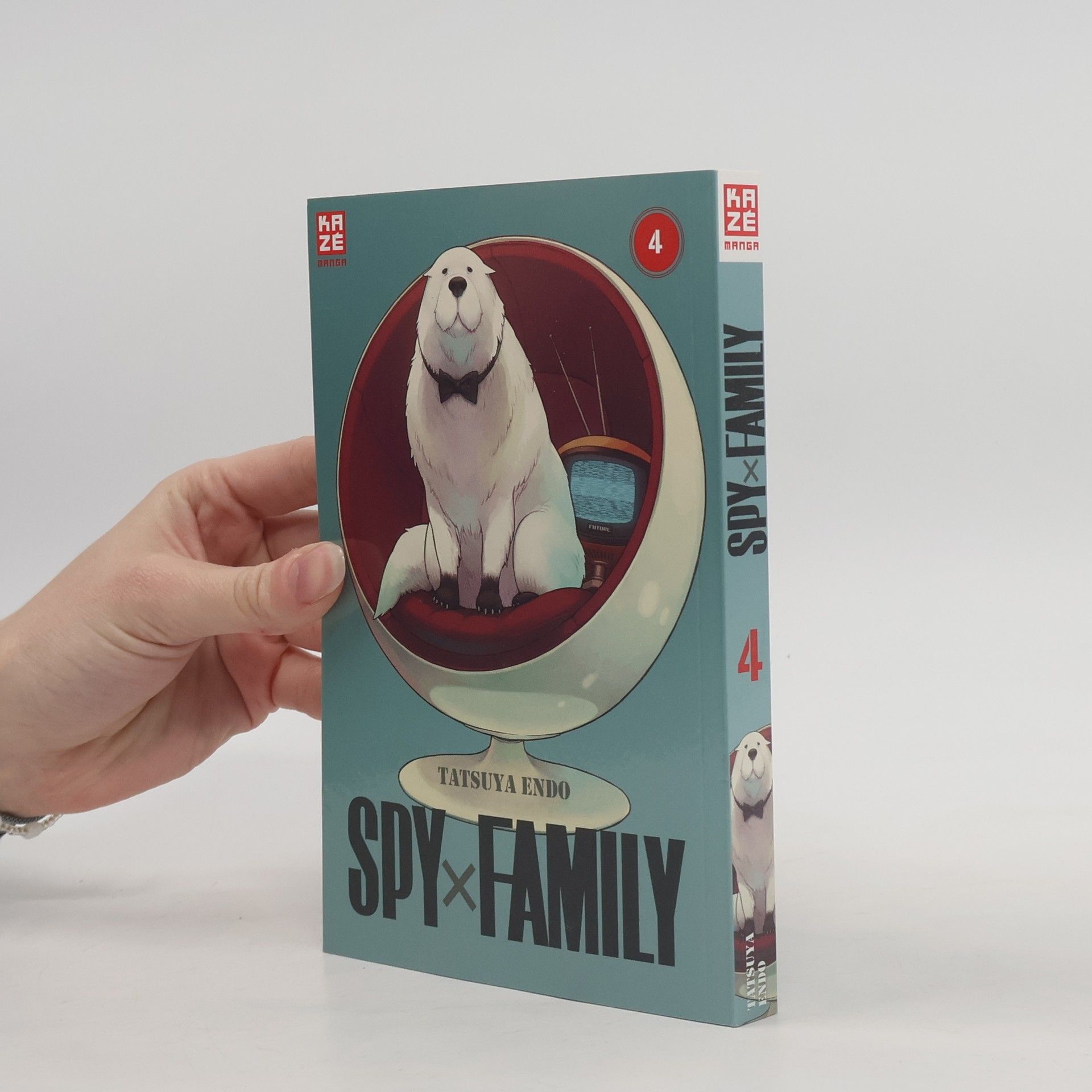 Tacuja Endó Spy x Family 4