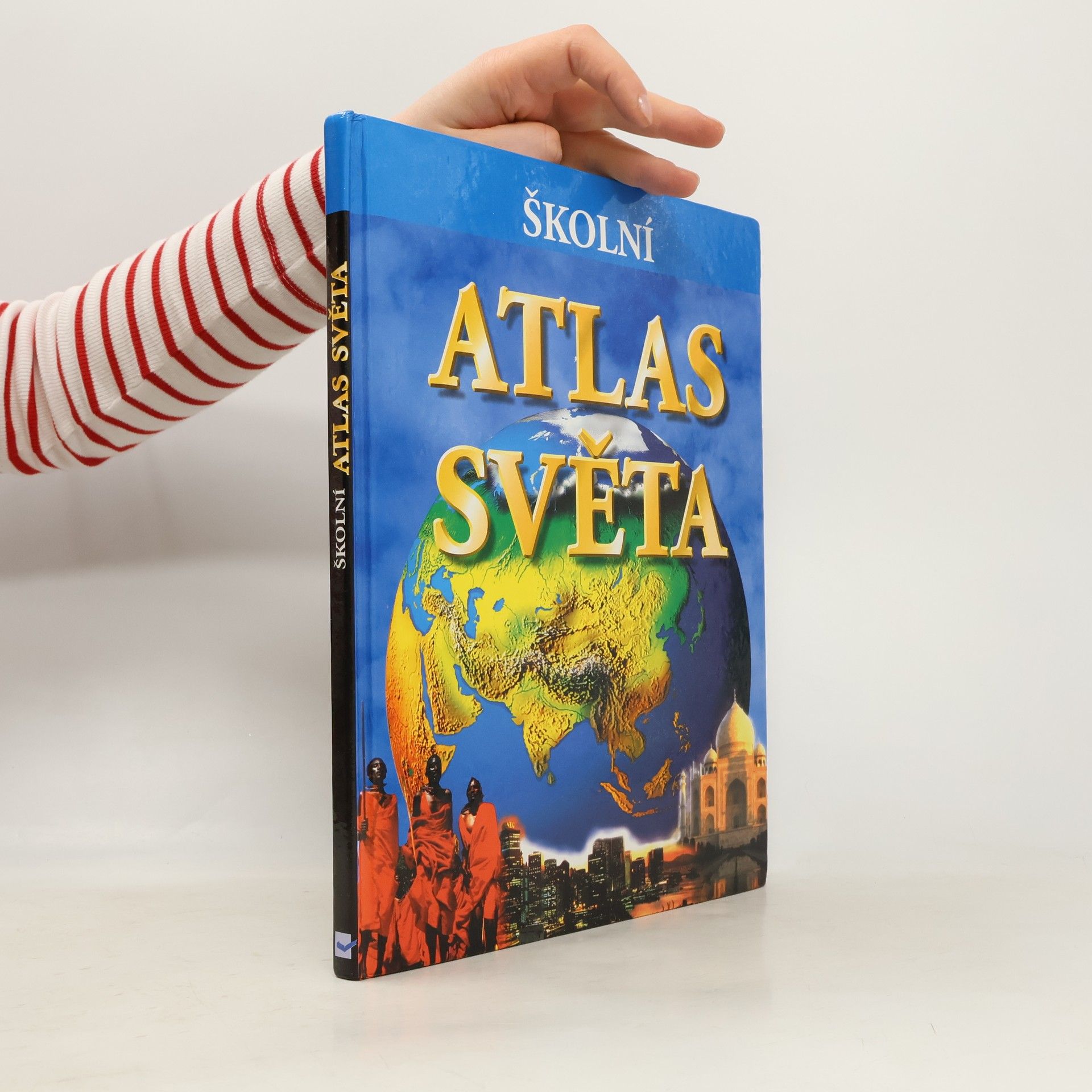 s.r.o Svojtka § Co. Školní atlas světa