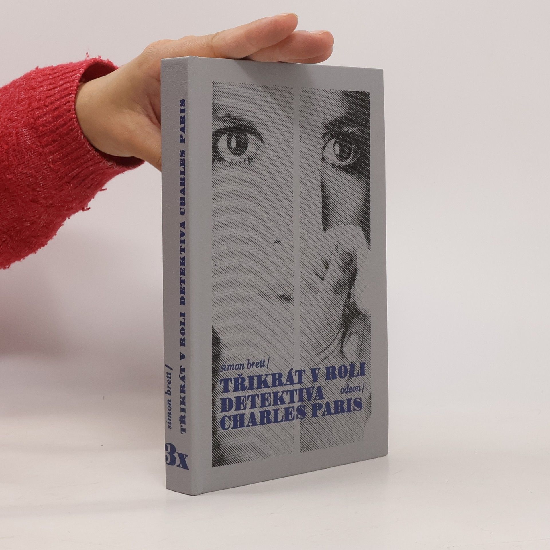 Simon Brett Třikrát v roli detektiva Charles Paris