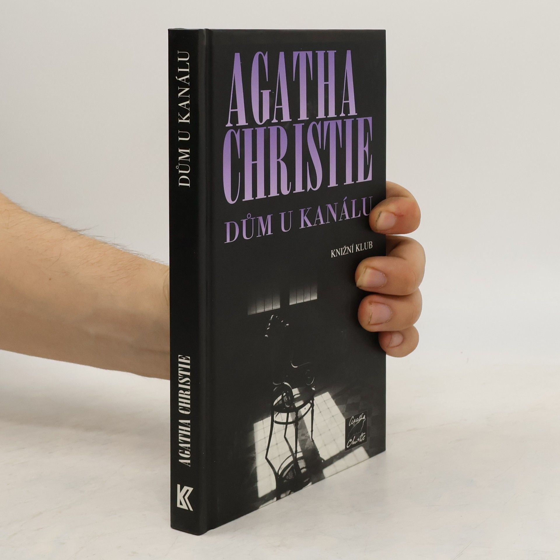Agatha Christie Dům u kanálu