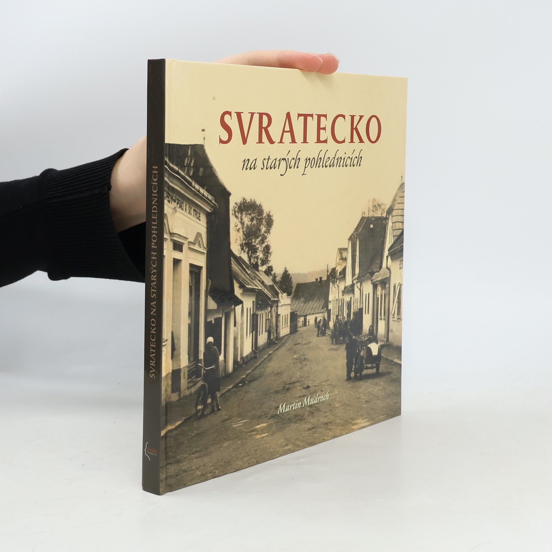 Martin Mudroch Svratecko na starých pohlednicích