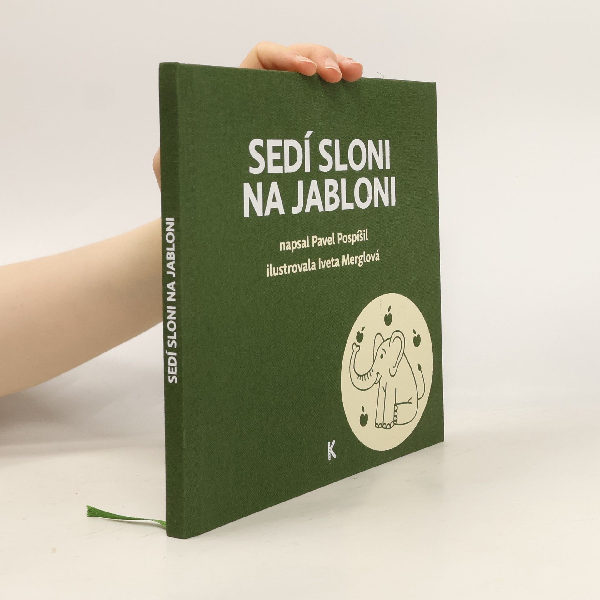 Sedí sloni na jabloni