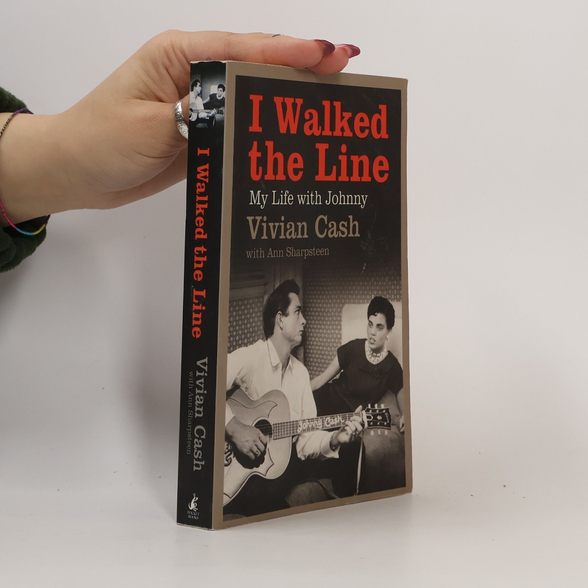 Vivian Cash I Walked the Line