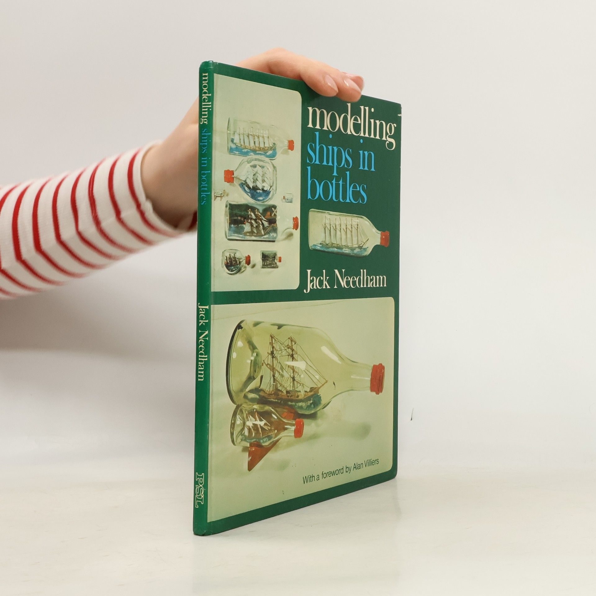 Modelling Ships in Bottles