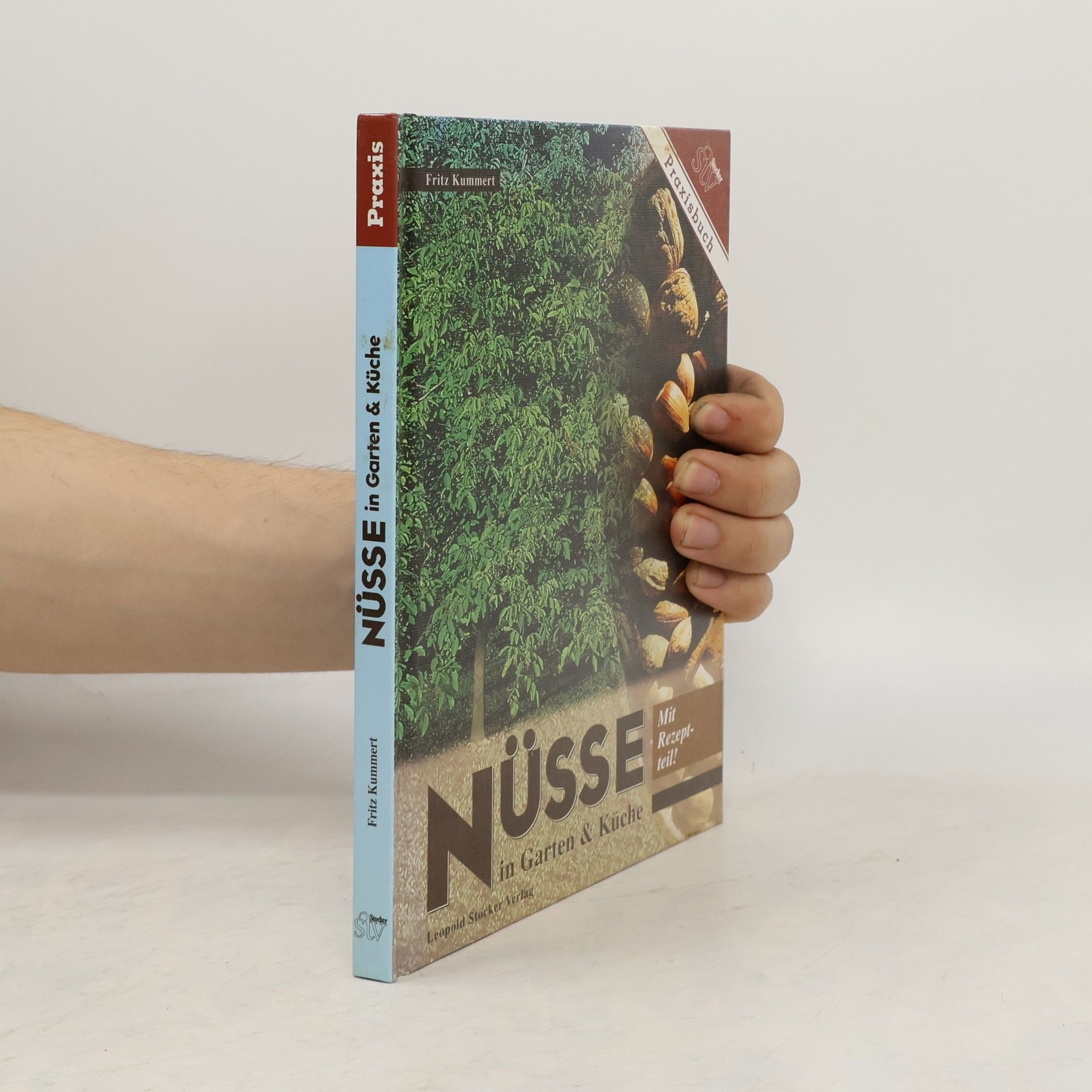 Fritz Kummert Nüsse in Garten & Küche