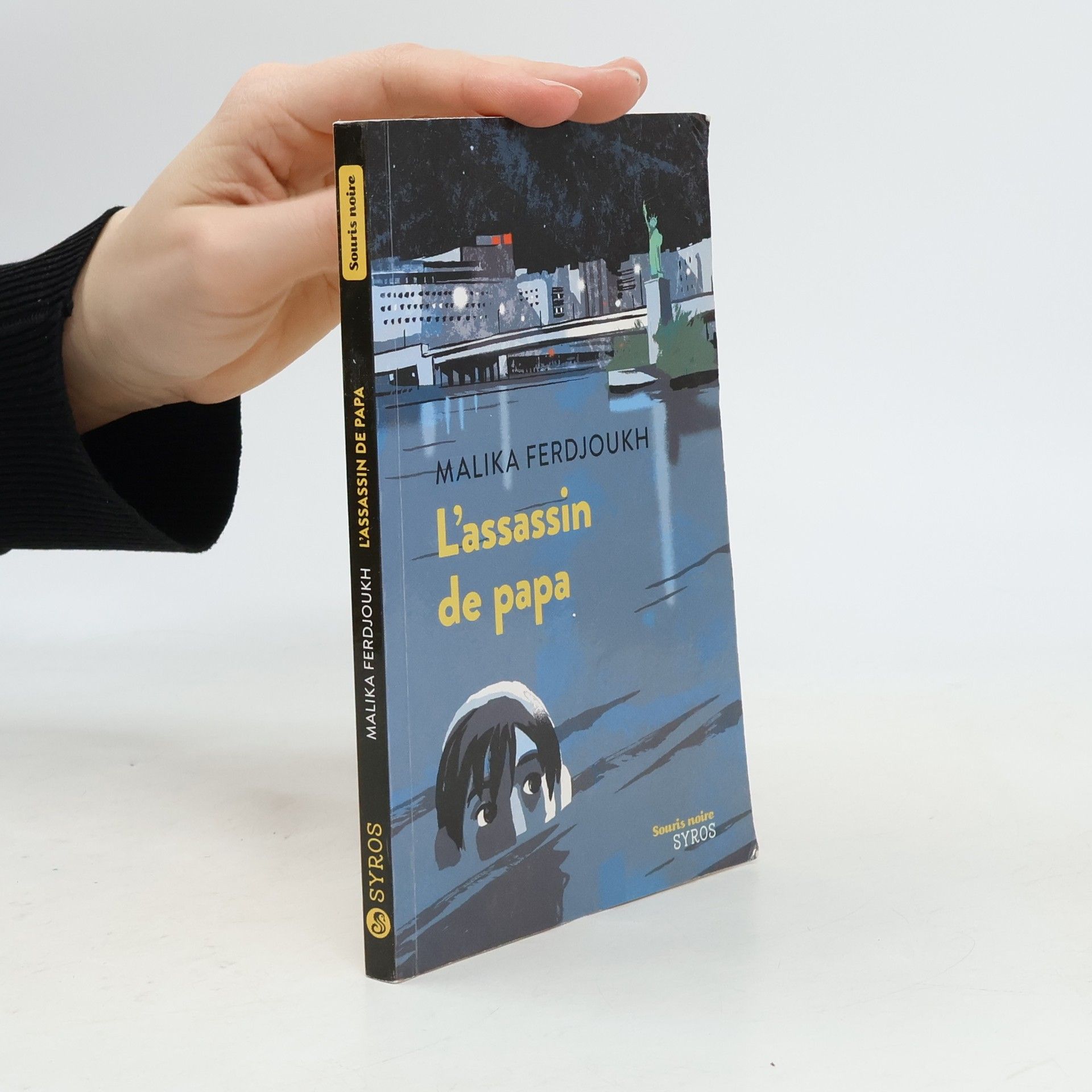 Malika Ferdjoukh Souris noire: L'assassin de papa