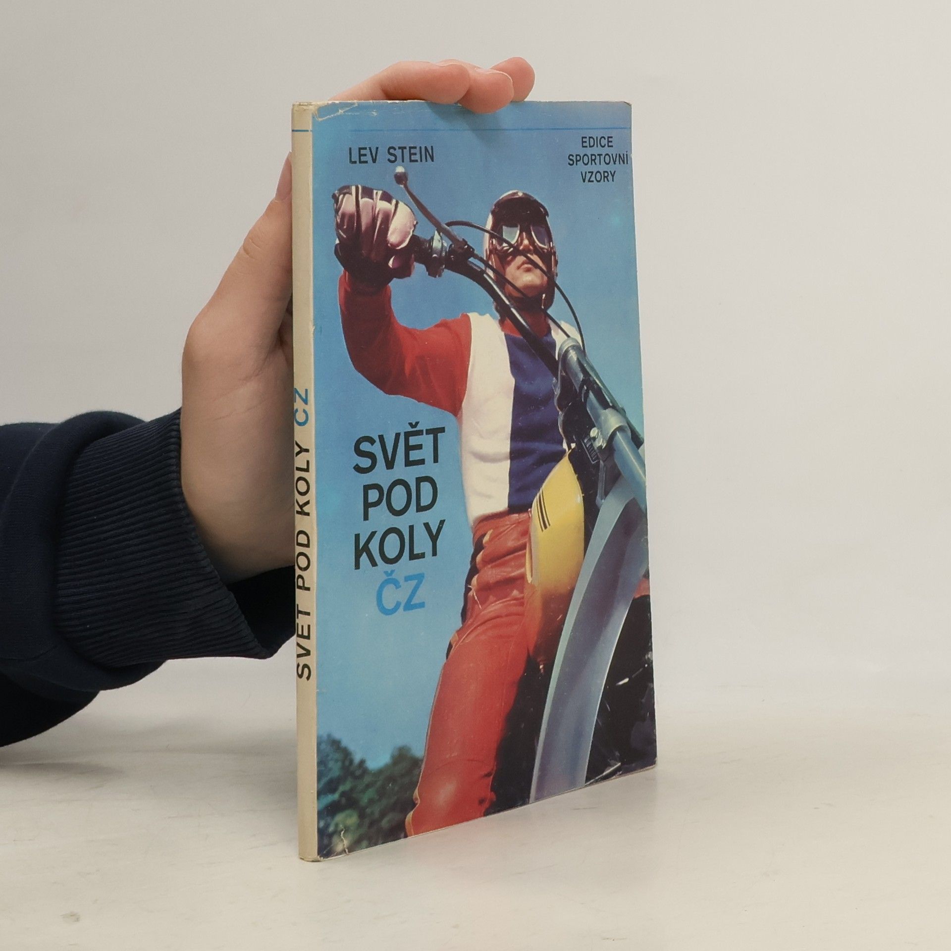 Lev Stein Svět pod koly ČZ