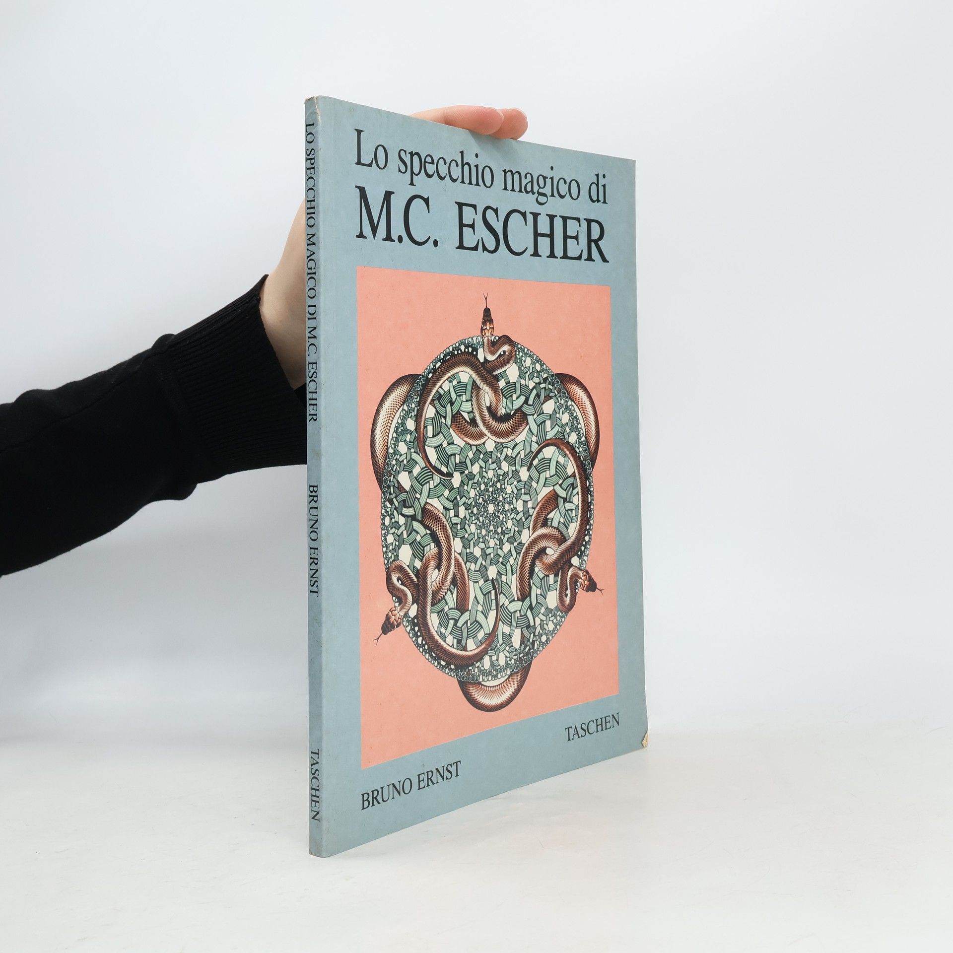 Bruno Ernst Lo specchio magico di M.C. Escher