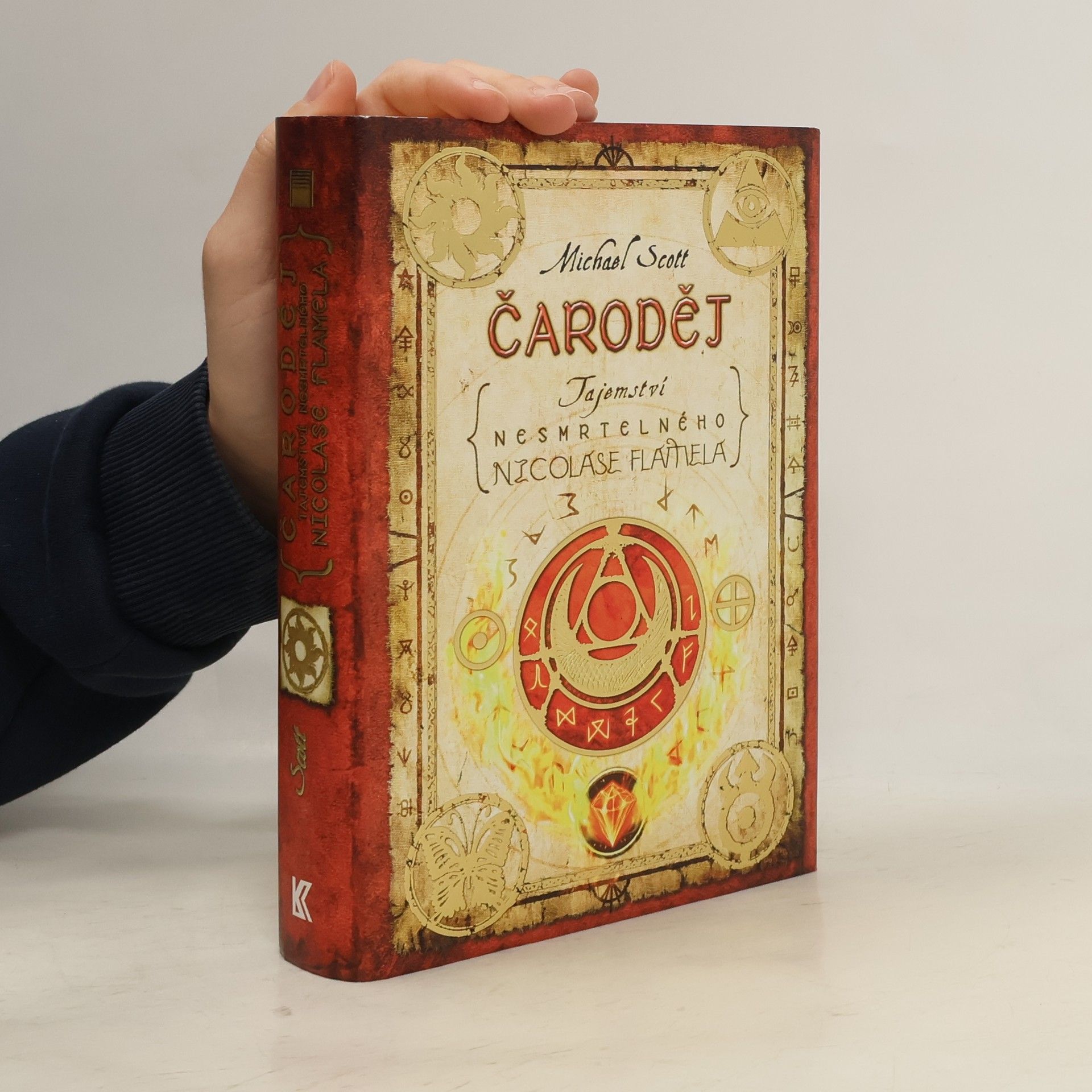 Michael Scott Tajemství nesmrtelného Nicolase Flamela. Čaroděj