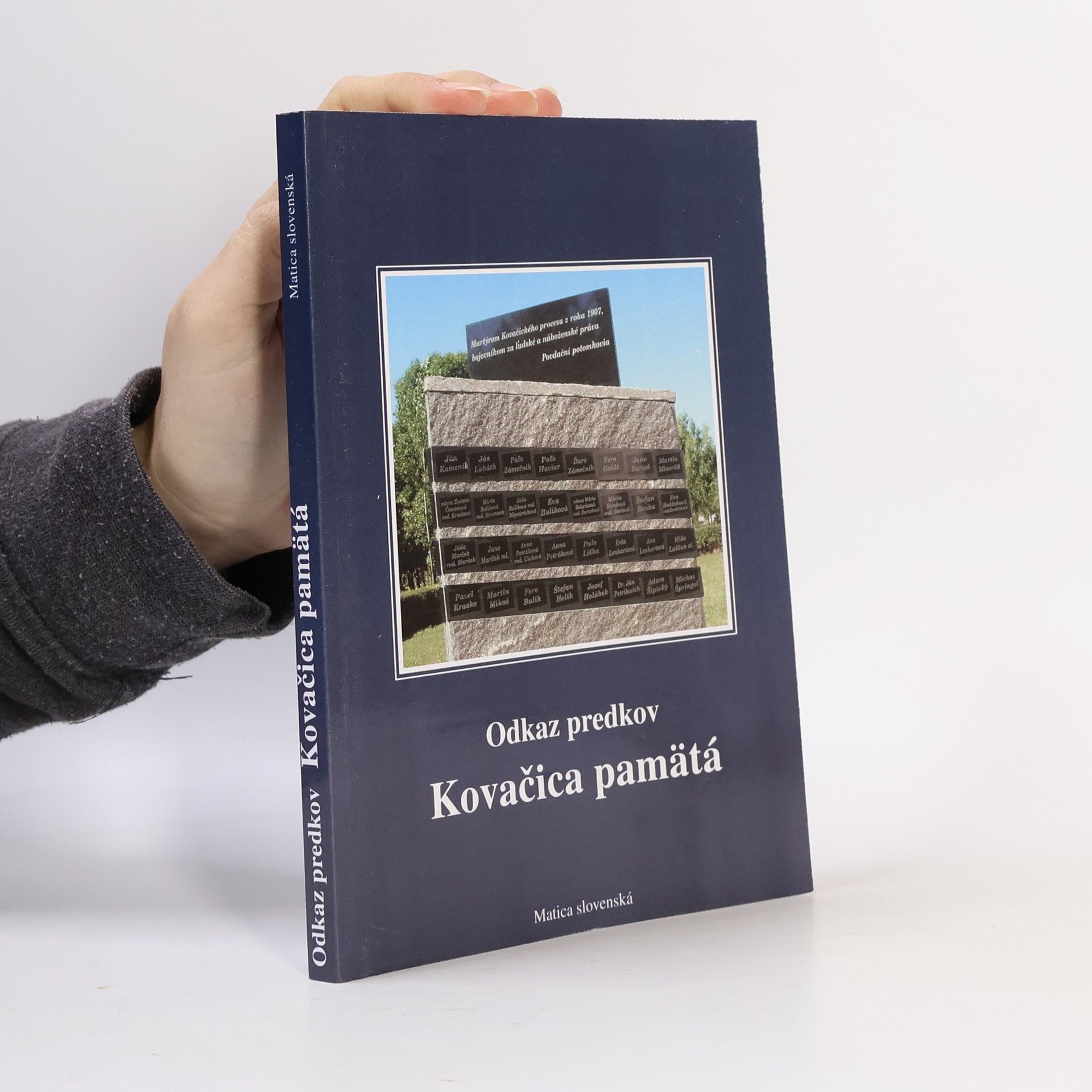 Autorenkollektiv Kovačica pamätá