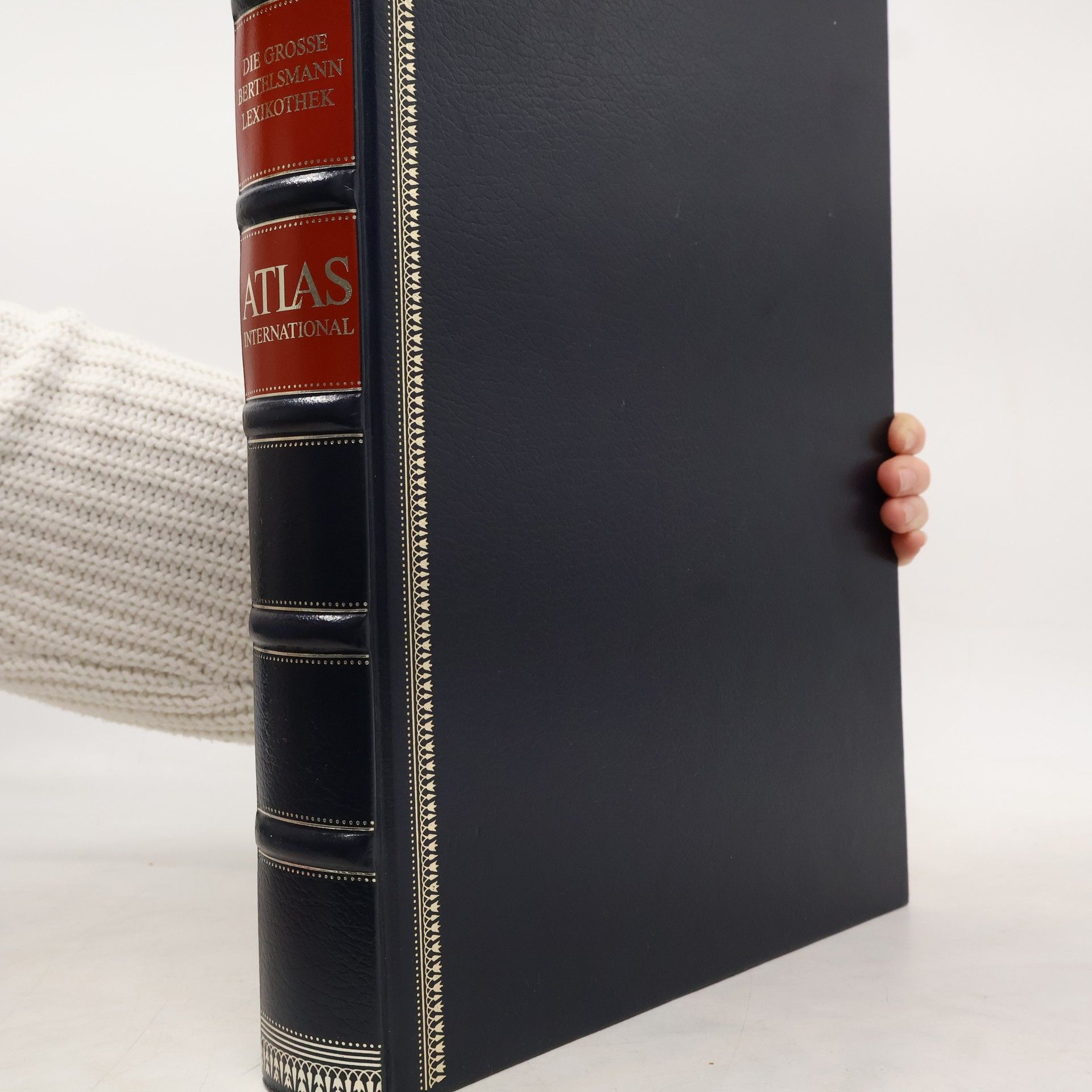 AA.VV. Atlas International