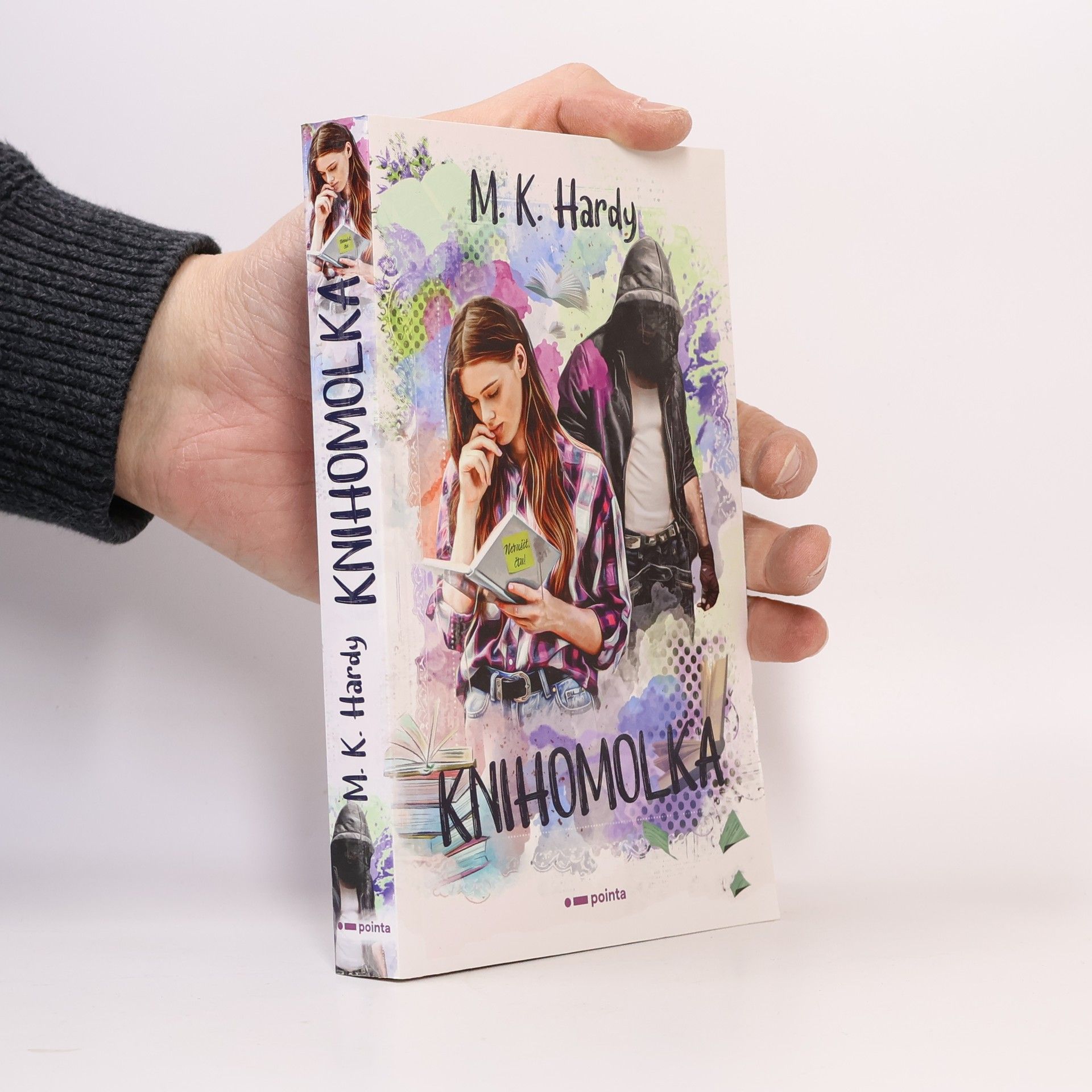 M. K. Hardy Knihomolka