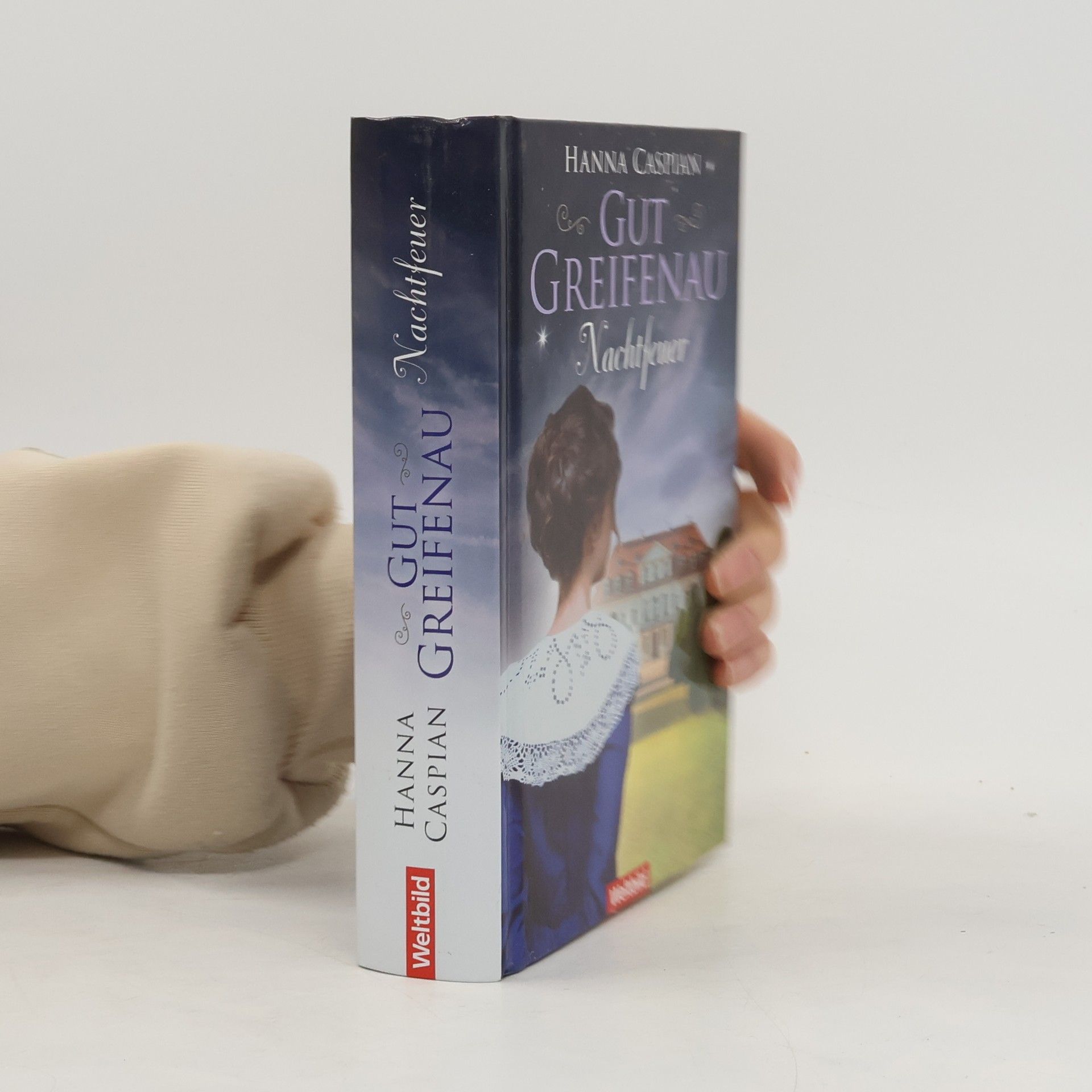 Gut Greifenau. Nachtfeuer