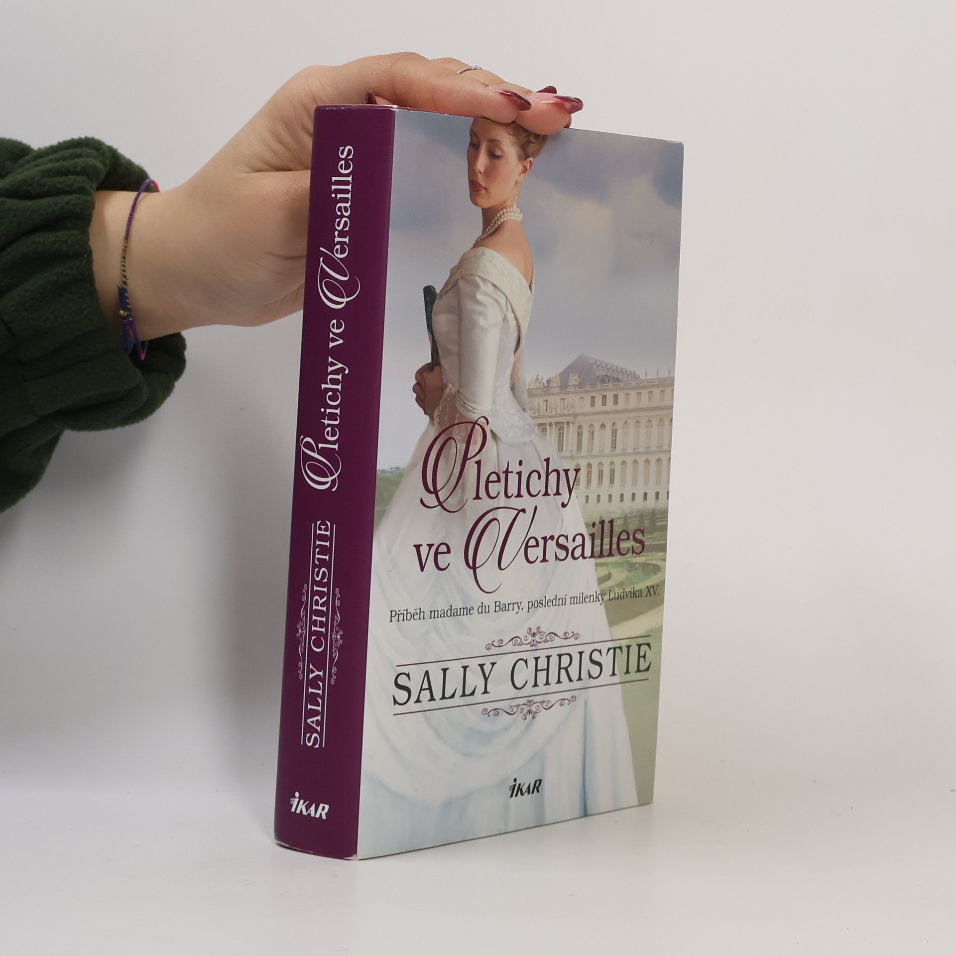 Sally Christie Pletichy ve Versailles