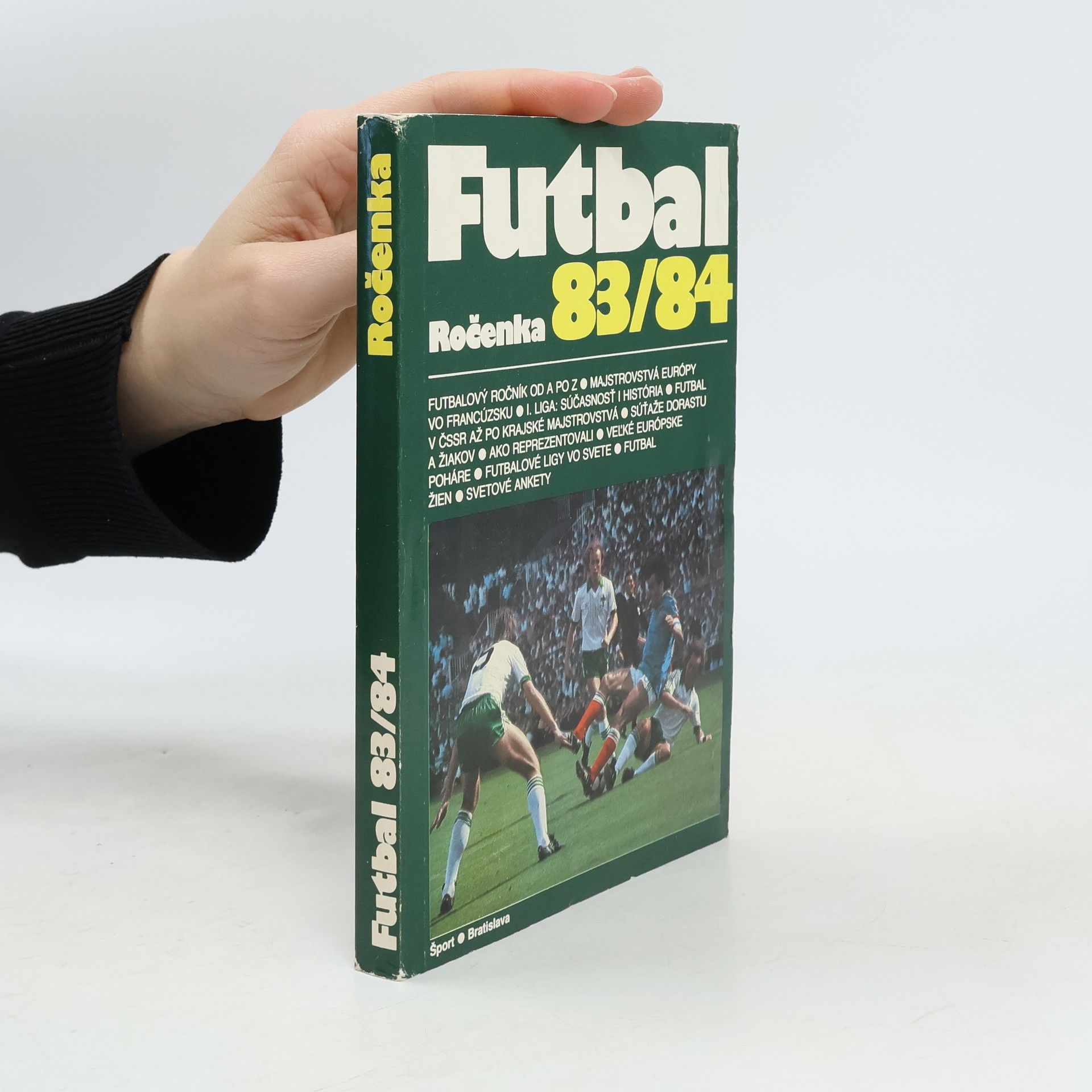 Autorenkollektiv Futbal: Ročenka 83/84