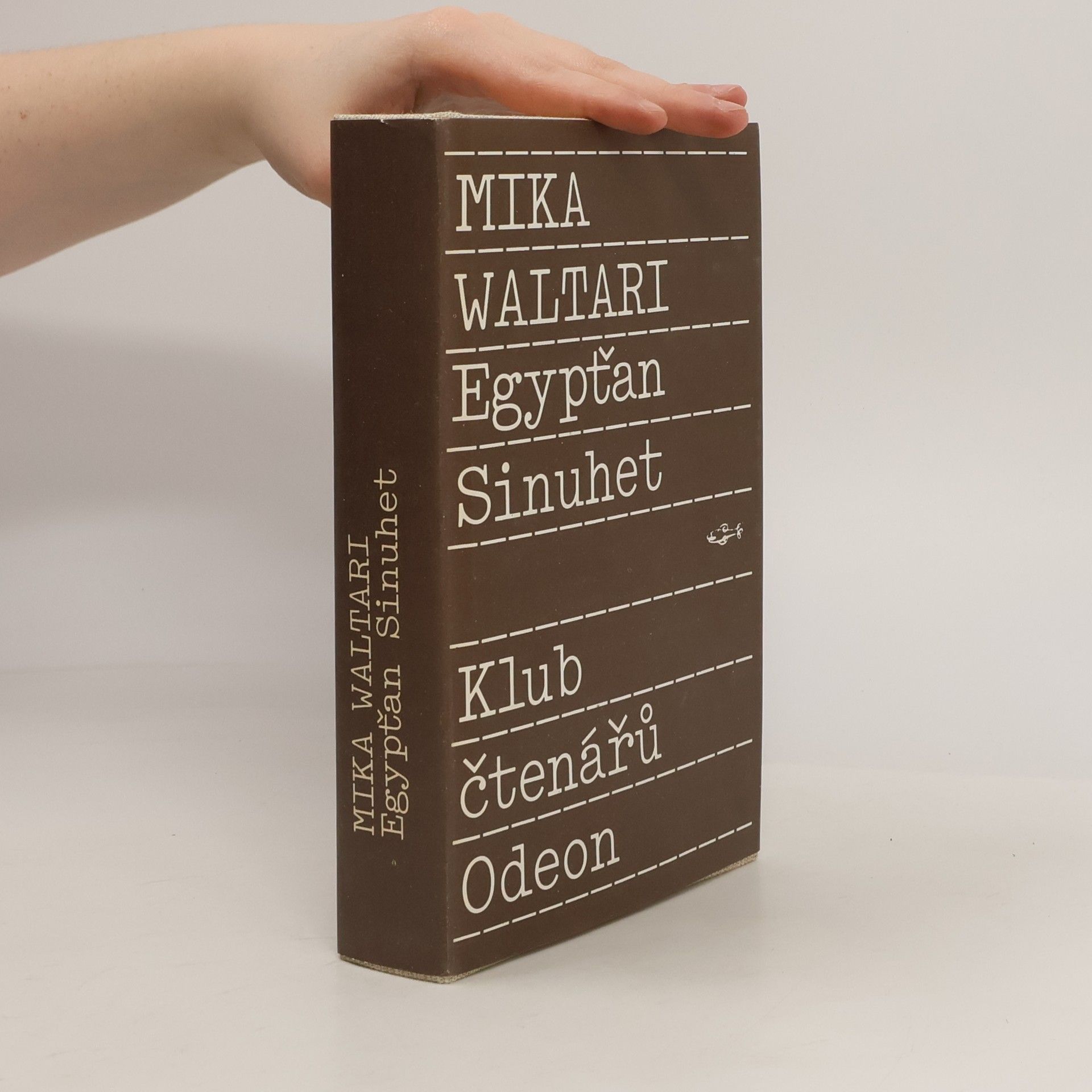 Mika Waltari Egypťan Sinuhet