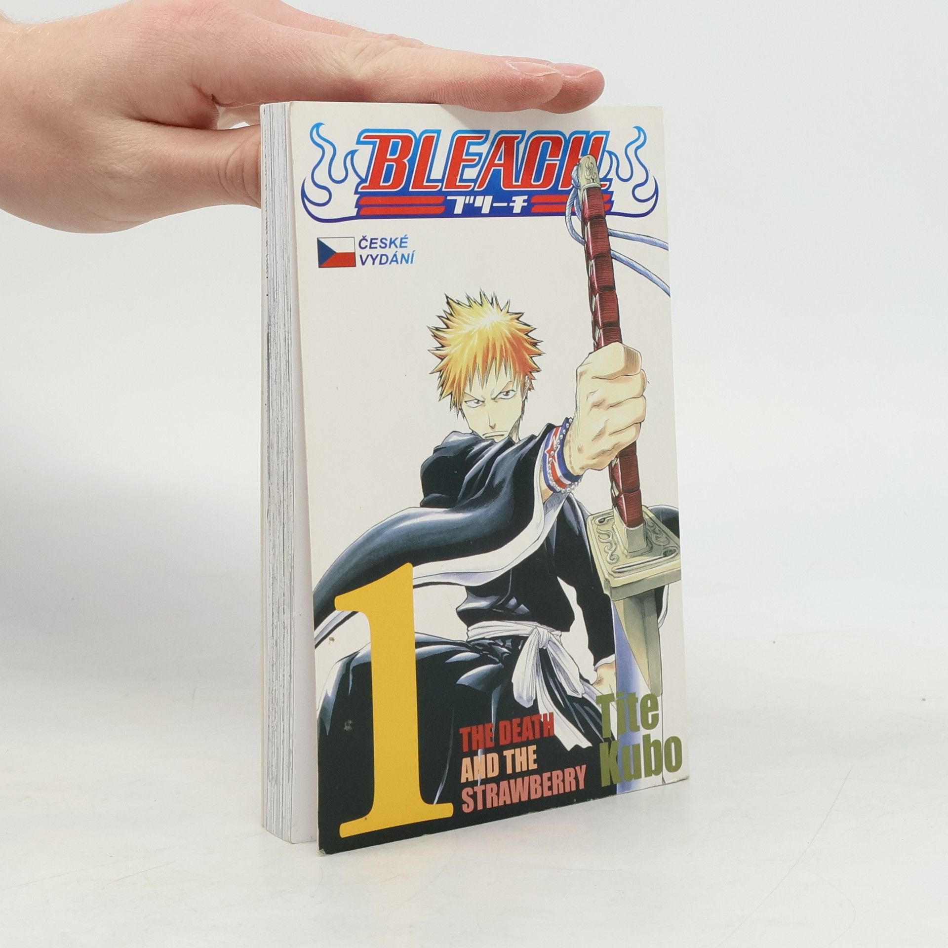 Tite Kubo Bleach. 1, The Death and the Strawberry