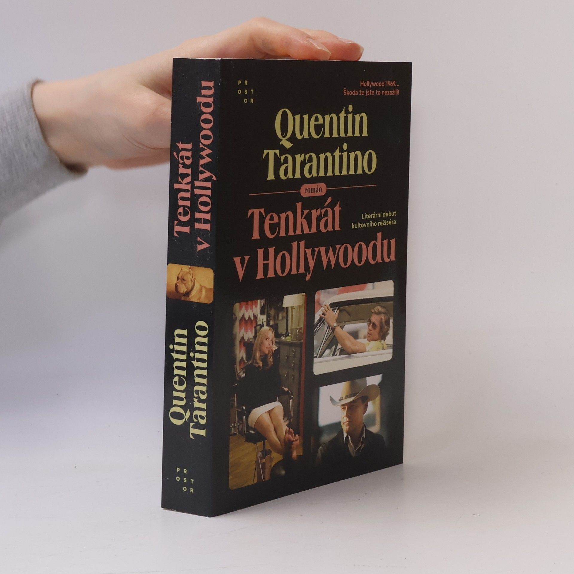 Quentin Tarantino Tenkrát v Hollywoodu : román