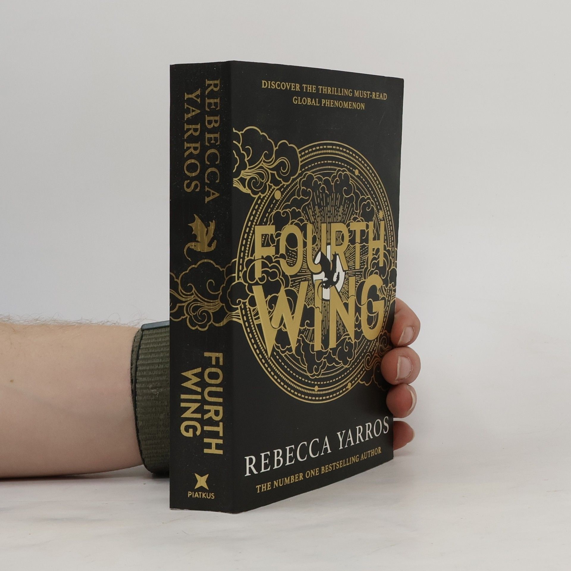 Rebecca Yarros Fourth Wing