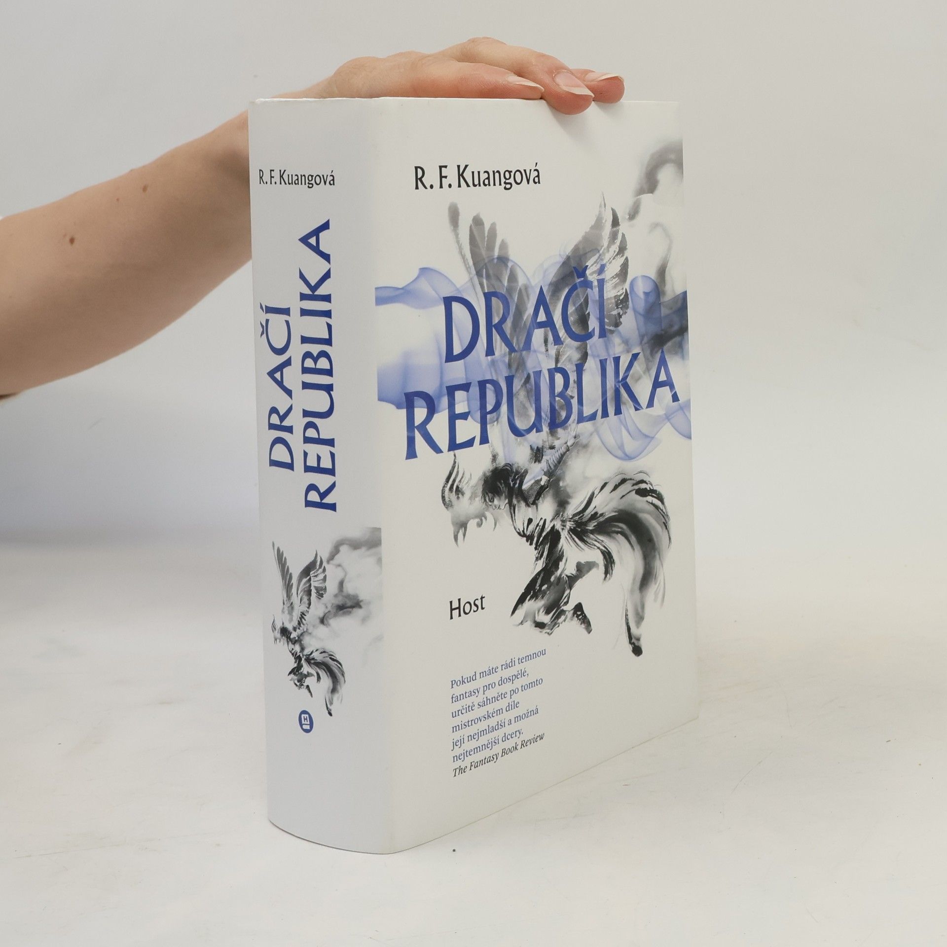 Rebecca Kuang Dračí republika