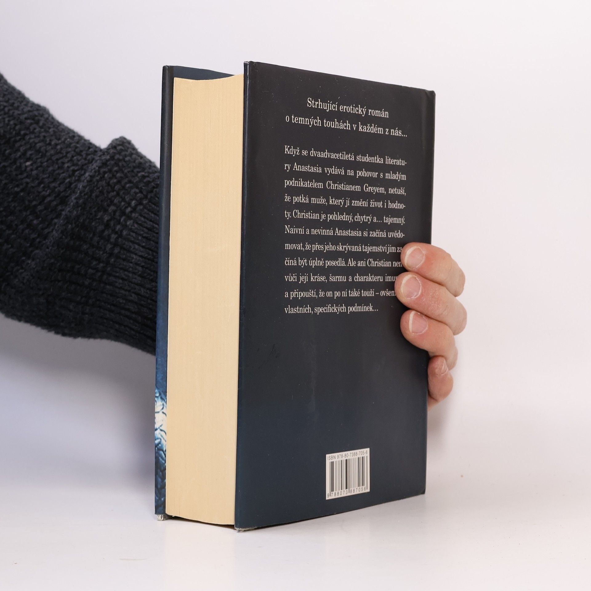 E. L. James Padesát odstínů šedi
