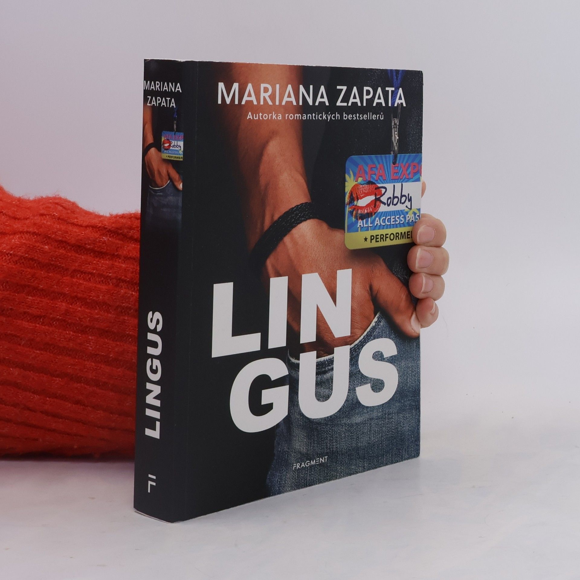 Mariana Zapata Lingus