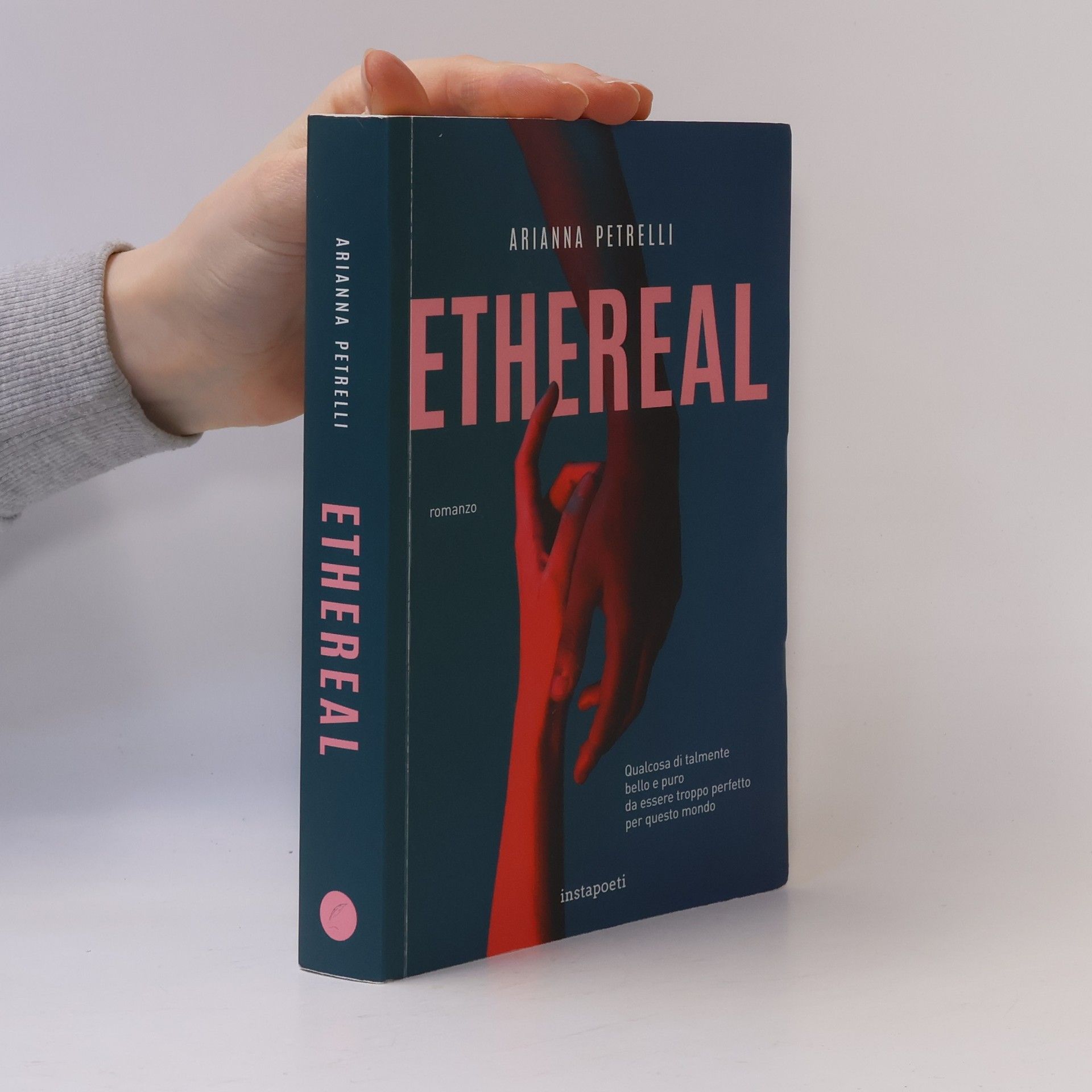 Arianna Petrelli Ethereal