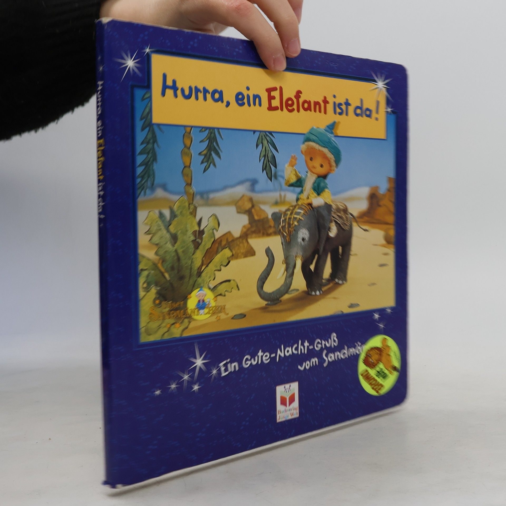 Hurra, ein Elefant ist da. Ein Gute-Nacht-Gruß vom Sandmännchen