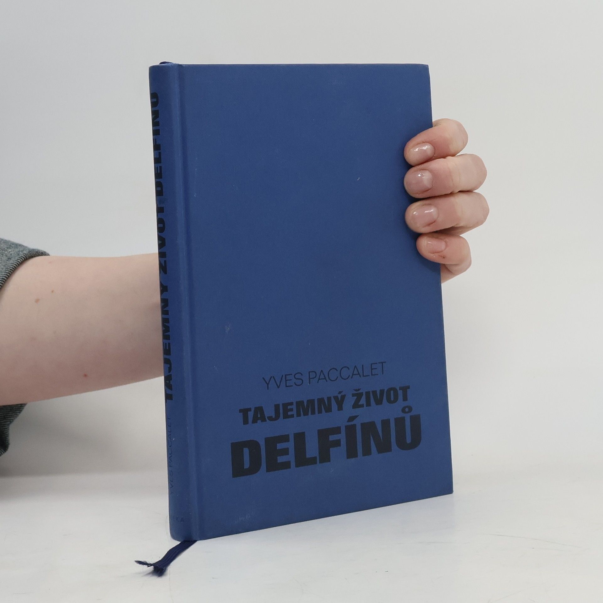 Yves Paccalet Tajemný život delfínů