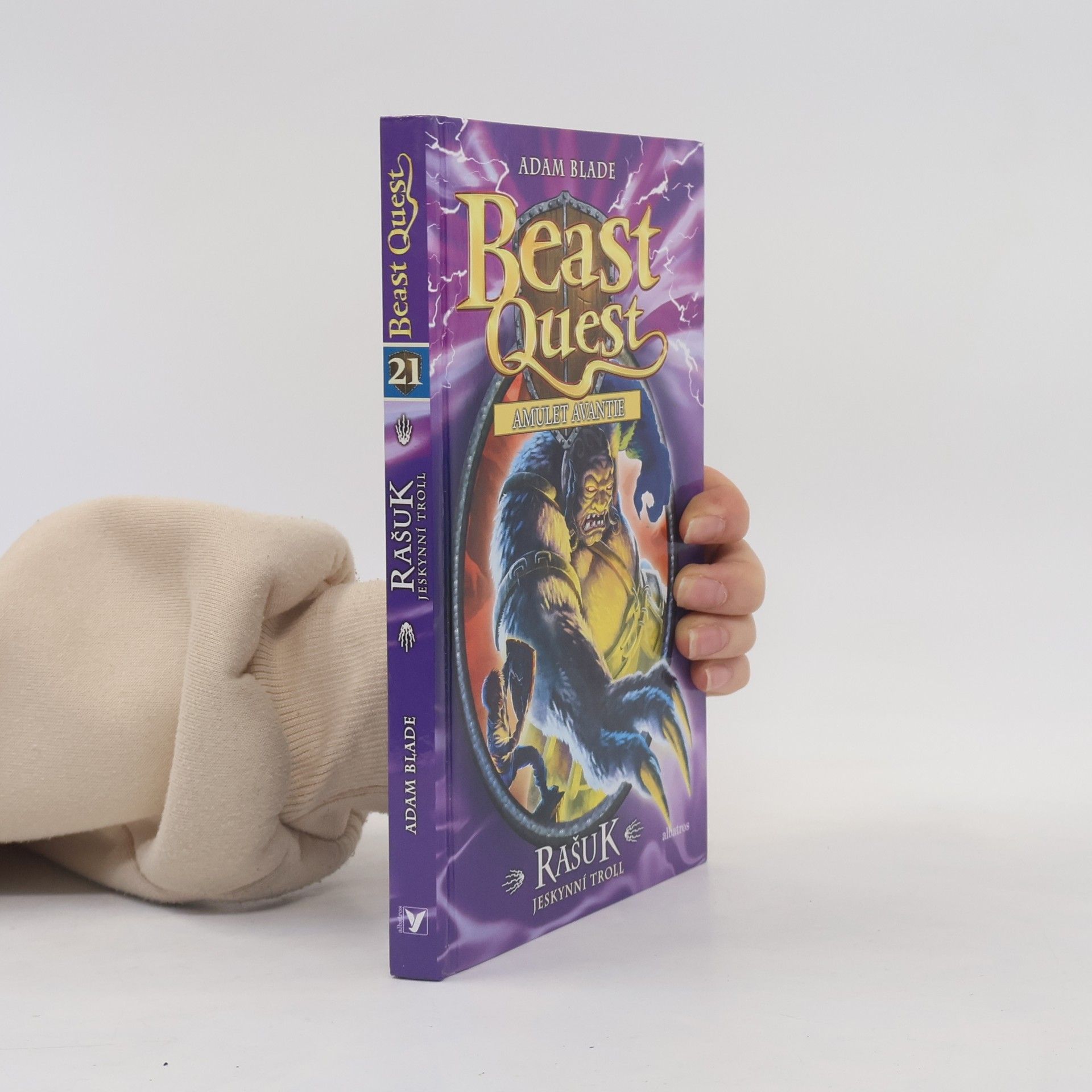 Adam Blade Rašuk, jeskynní troll