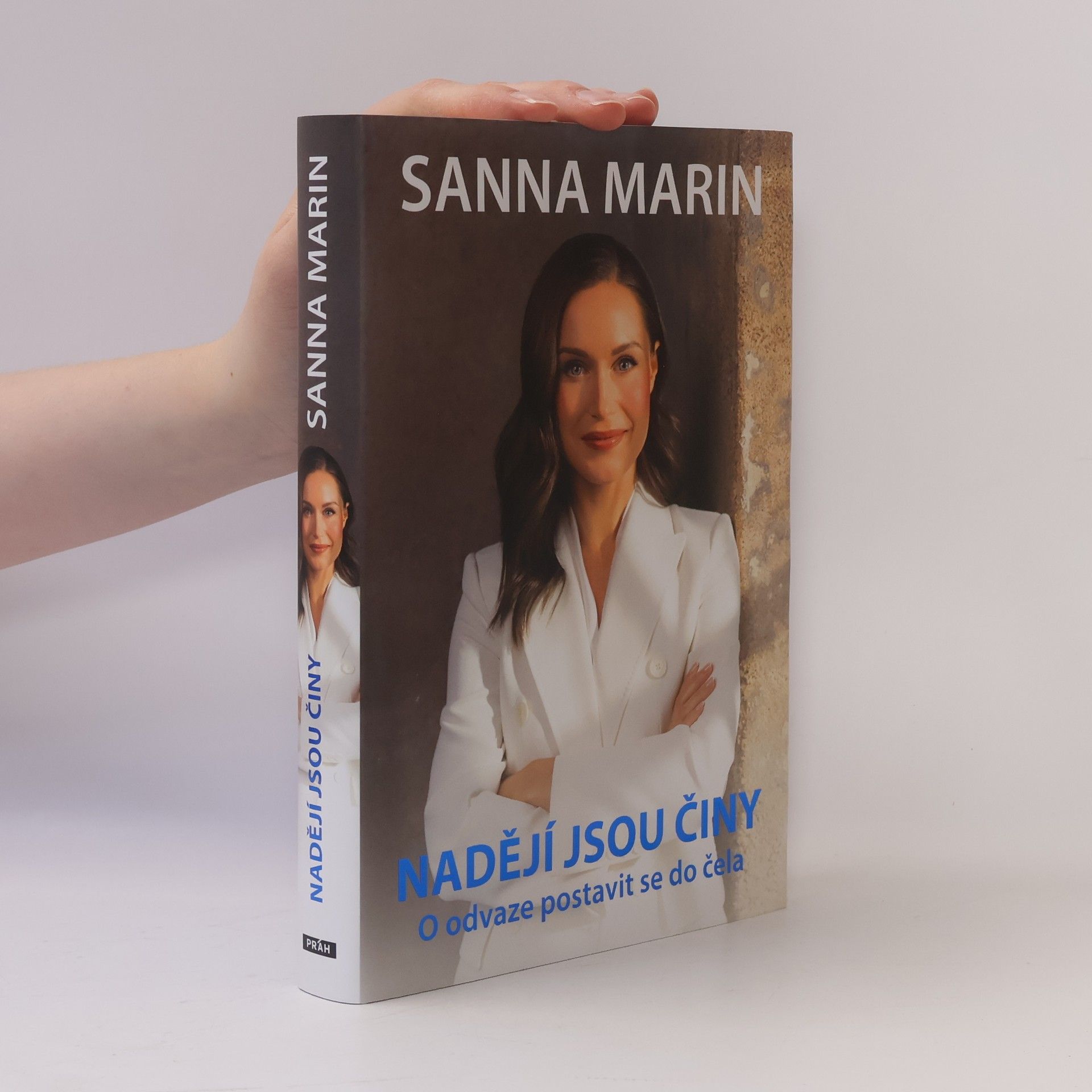 Sanna Marin Nadějí jsou činy: O odvaze postavit se do čela