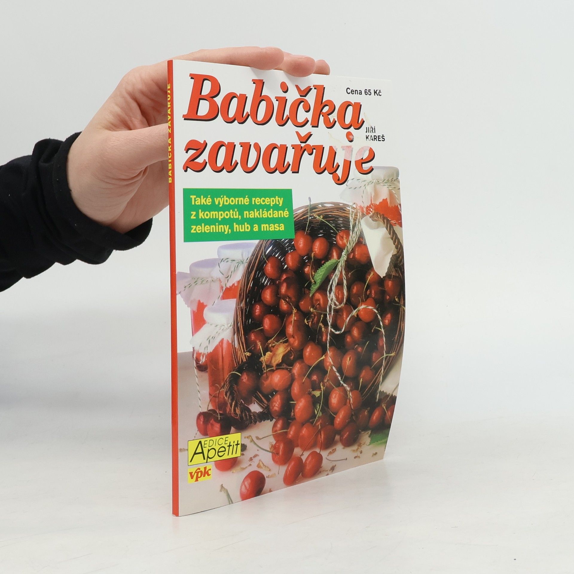 Jiří Kareš Babička zavařuje