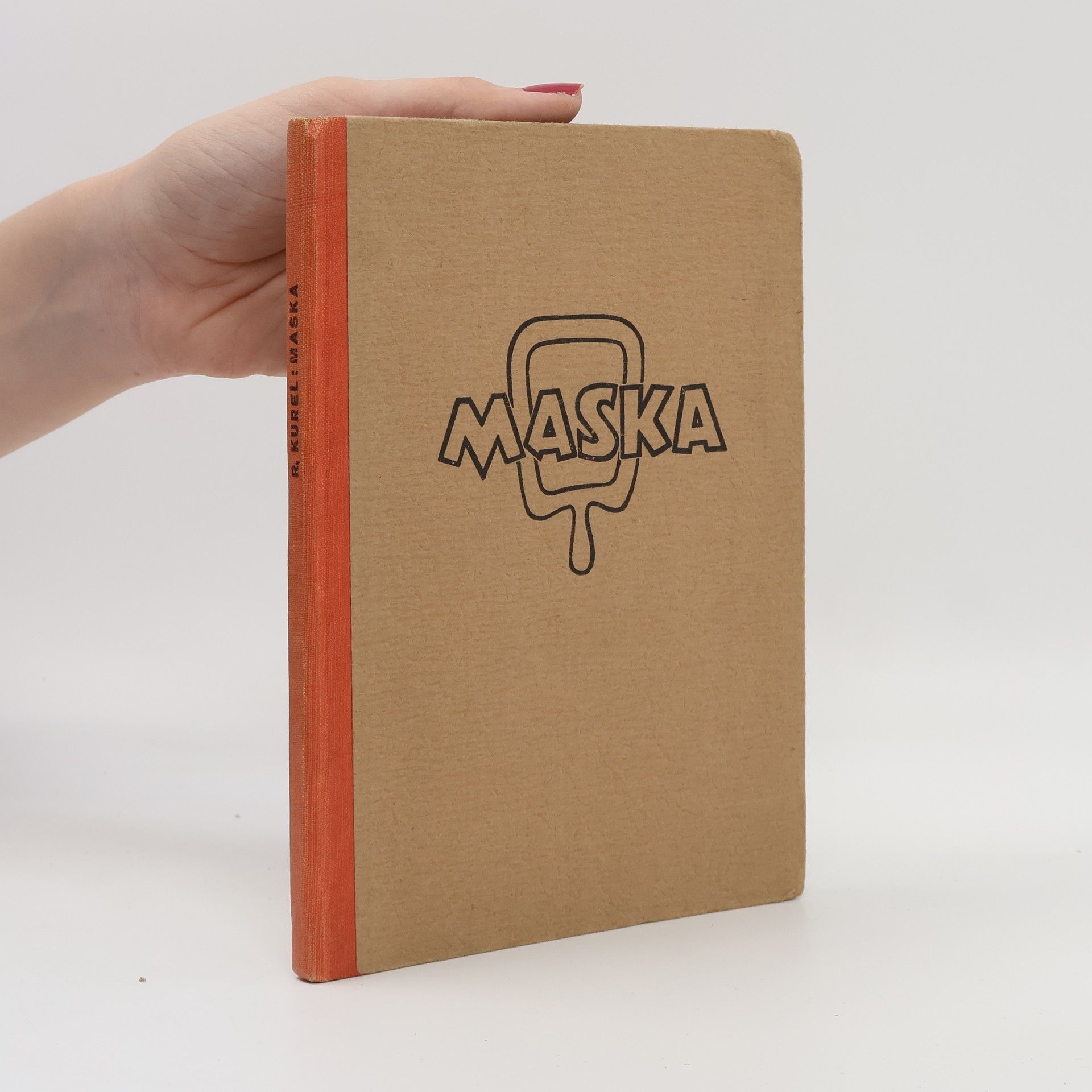 Maska v současné divadelní tvorbě