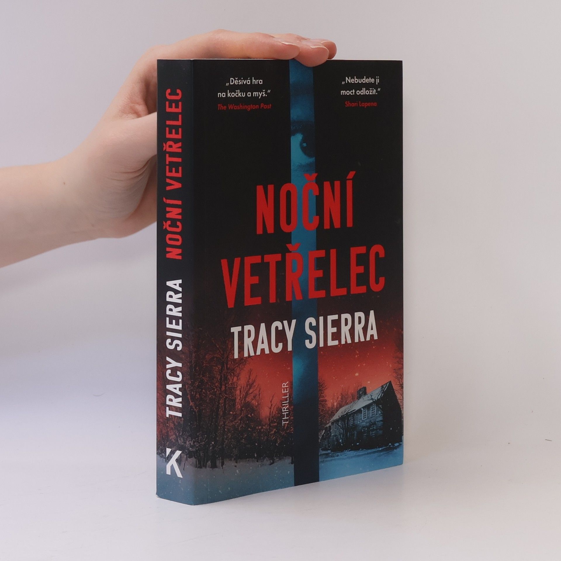 Tracy Sierra Noční vetřelec