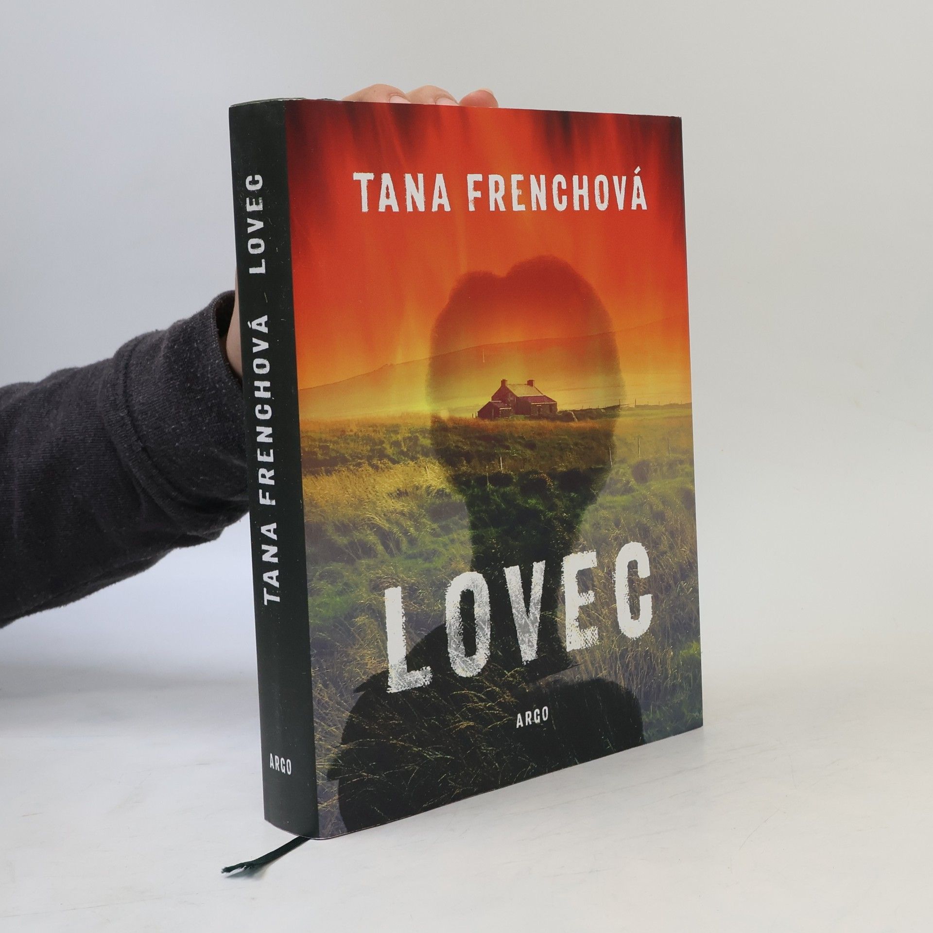 Tana French Lovec