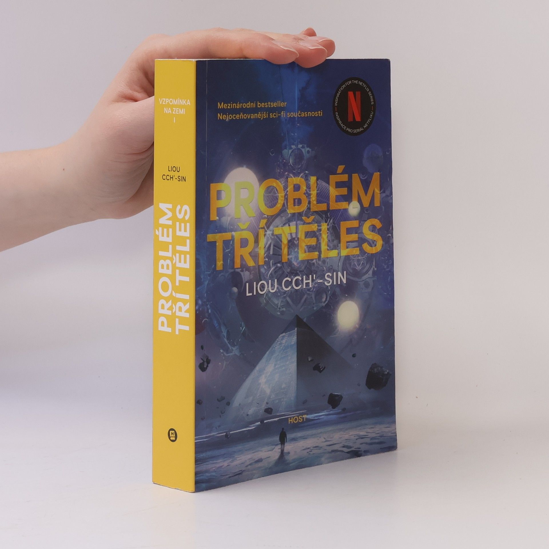 Cixin Liu Problém tří těles