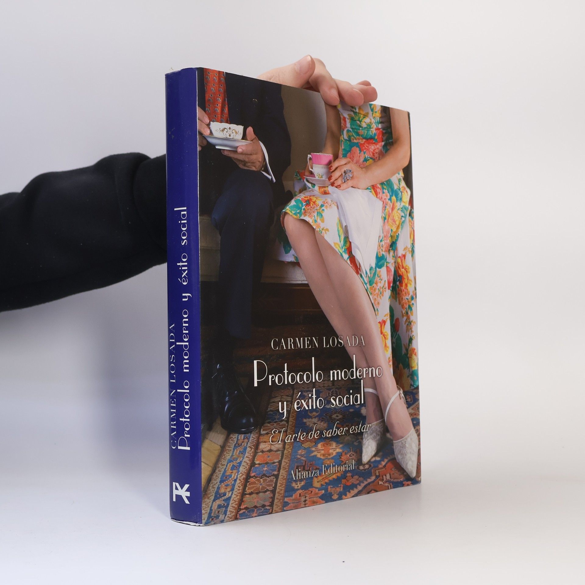 Carmen Losada Fernández Protocolo moderno y éxito social