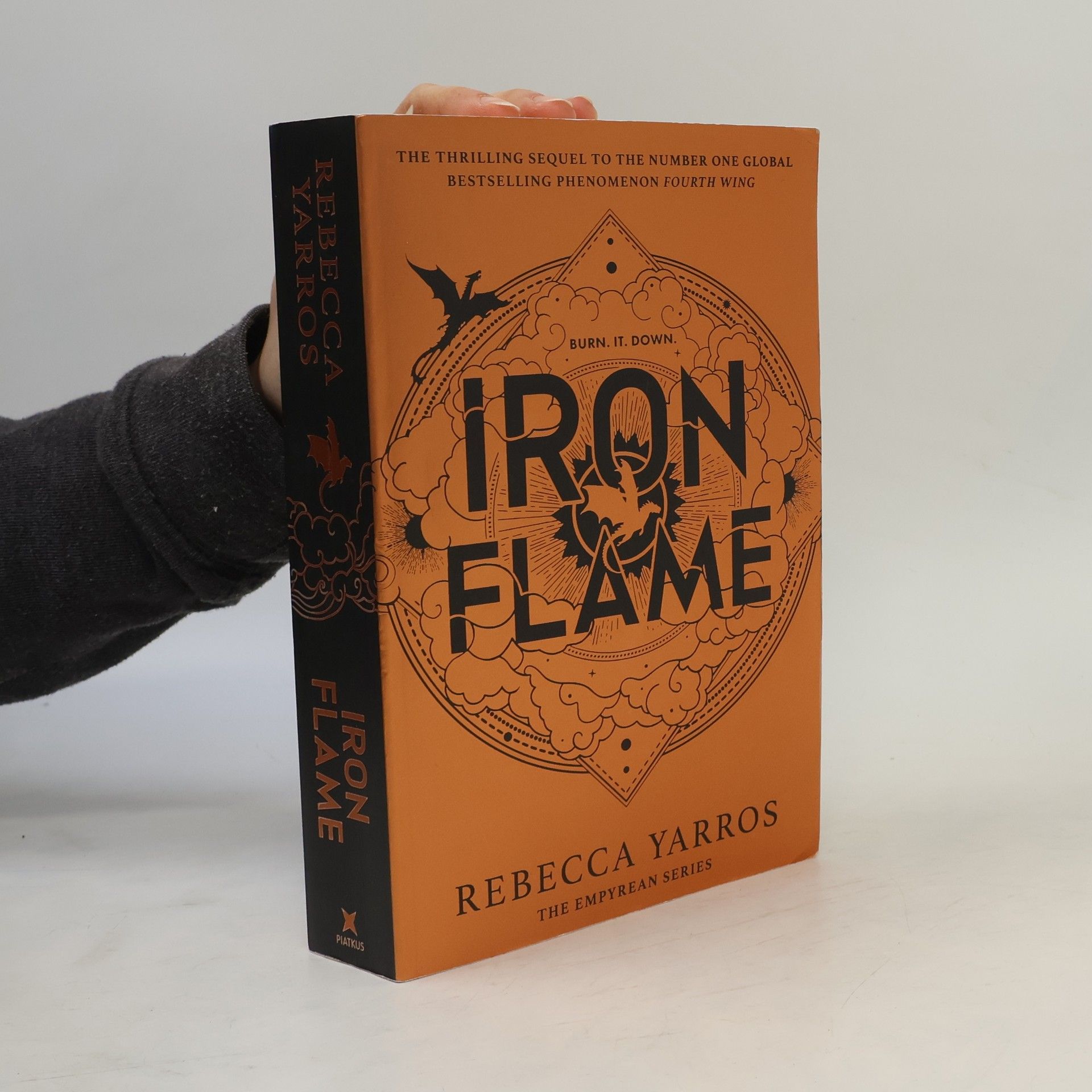 Rebecca Yarros Iron Flame