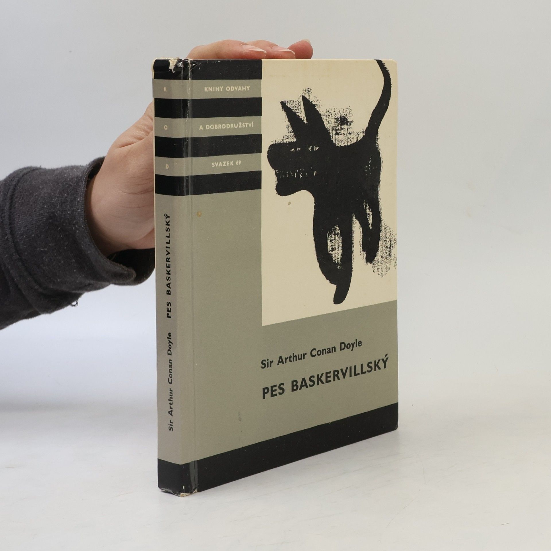 Arthur Conan Doyle Pes baskervillský